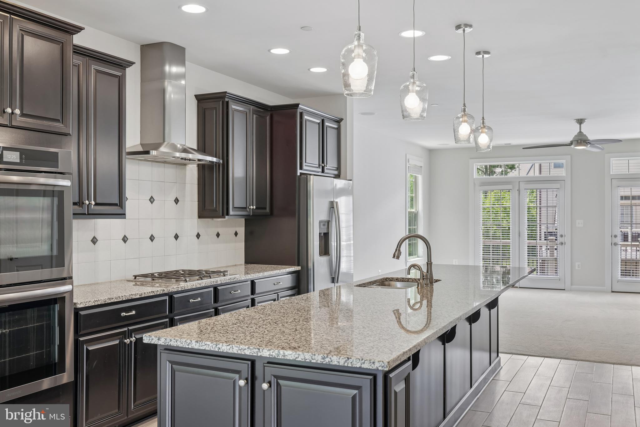 PARKSIDE - Residential