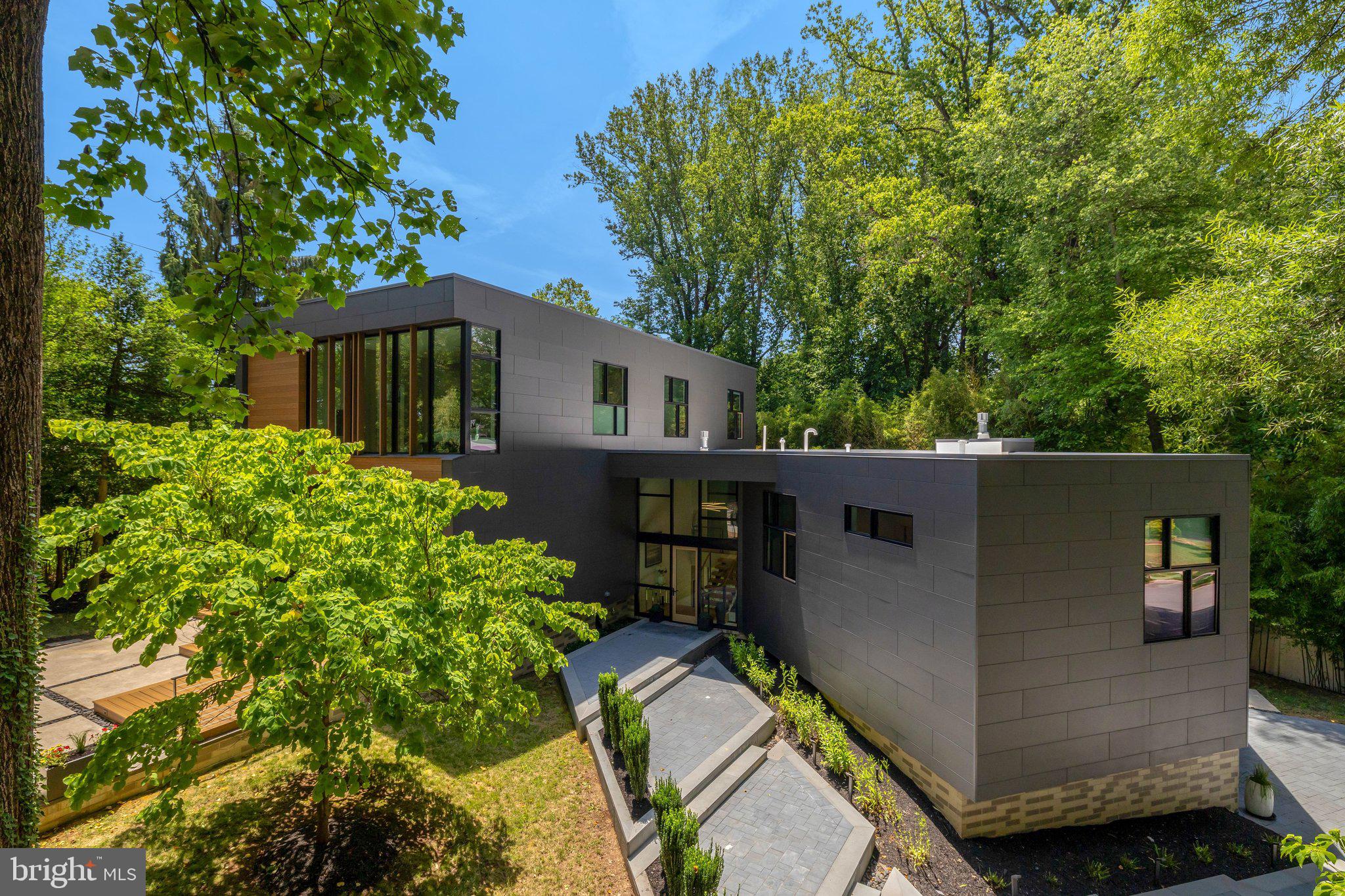 MC LEAN HUNT - Residential