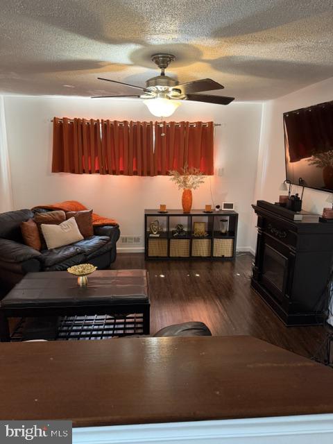 WESTVIEW PARK - Residential