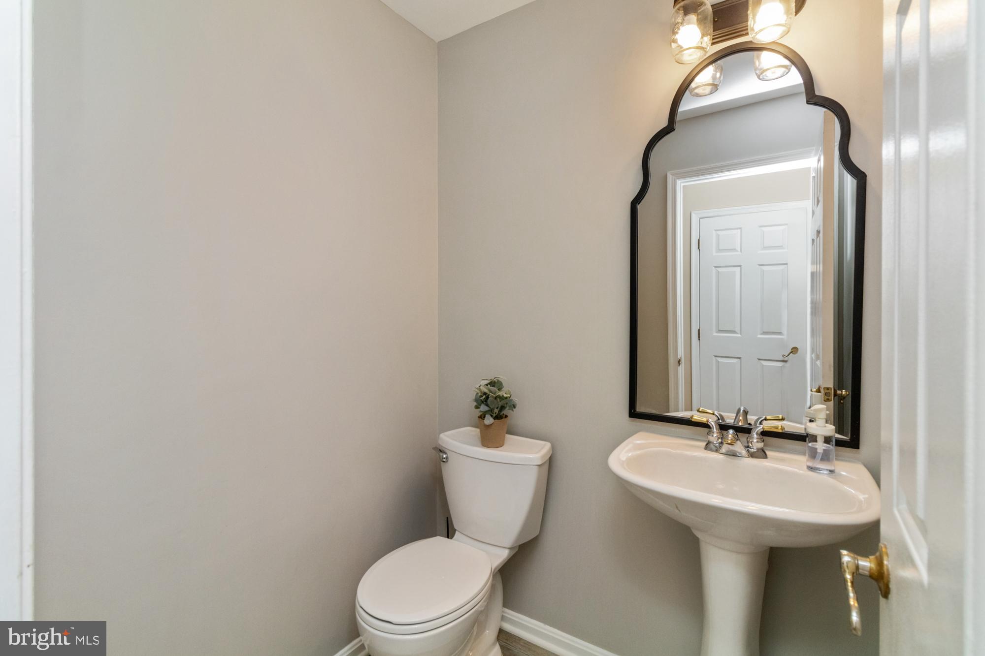BRIERHILL ESTATES - Residential