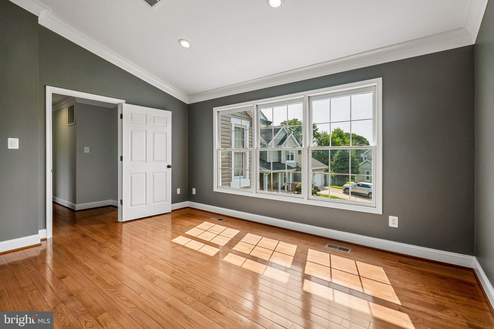 SELLMAN ESTATES - Residential