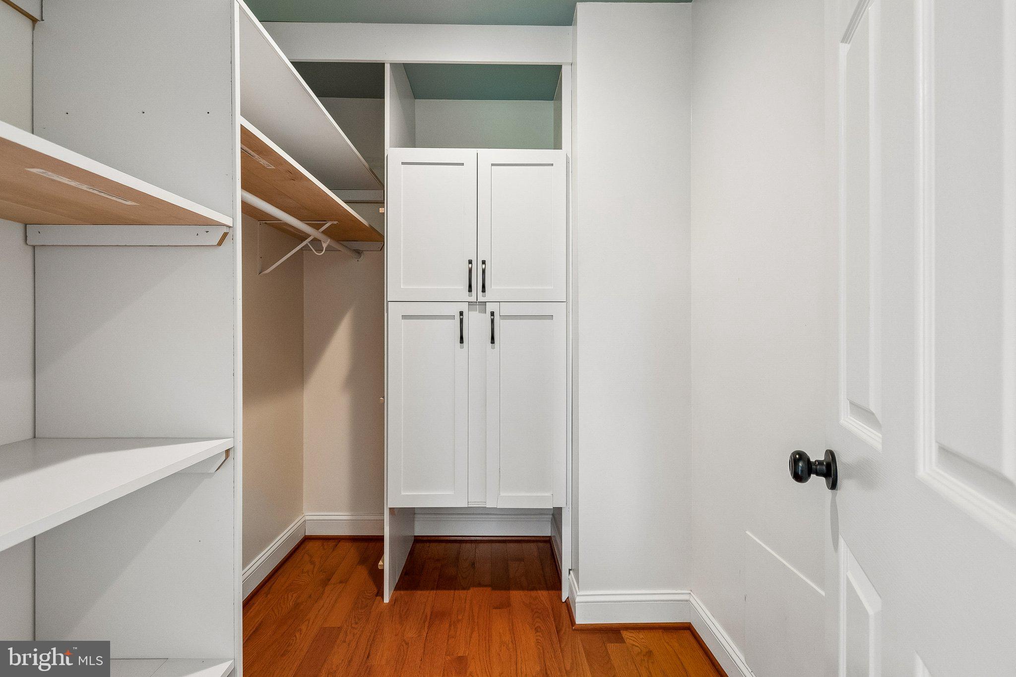 SELLMAN ESTATES - Residential