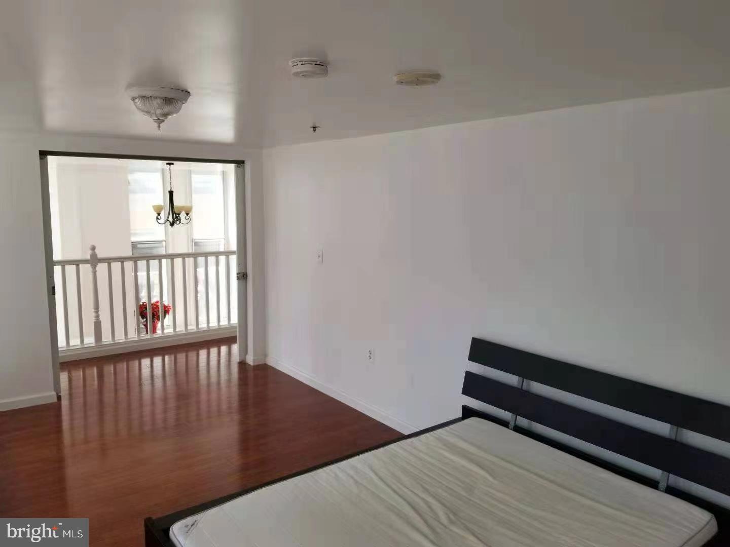 CENTER CITY - Residential