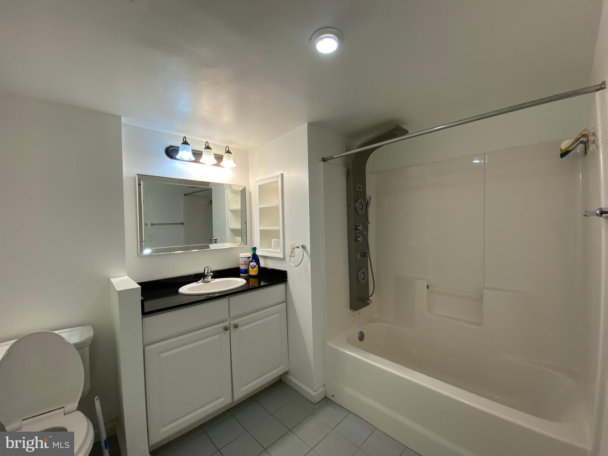 CENTER CITY - Residential