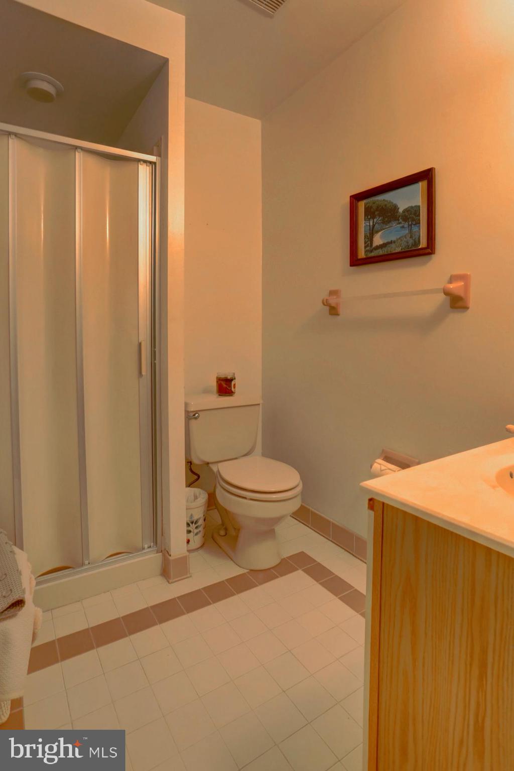 OAK KNOLL - Residential