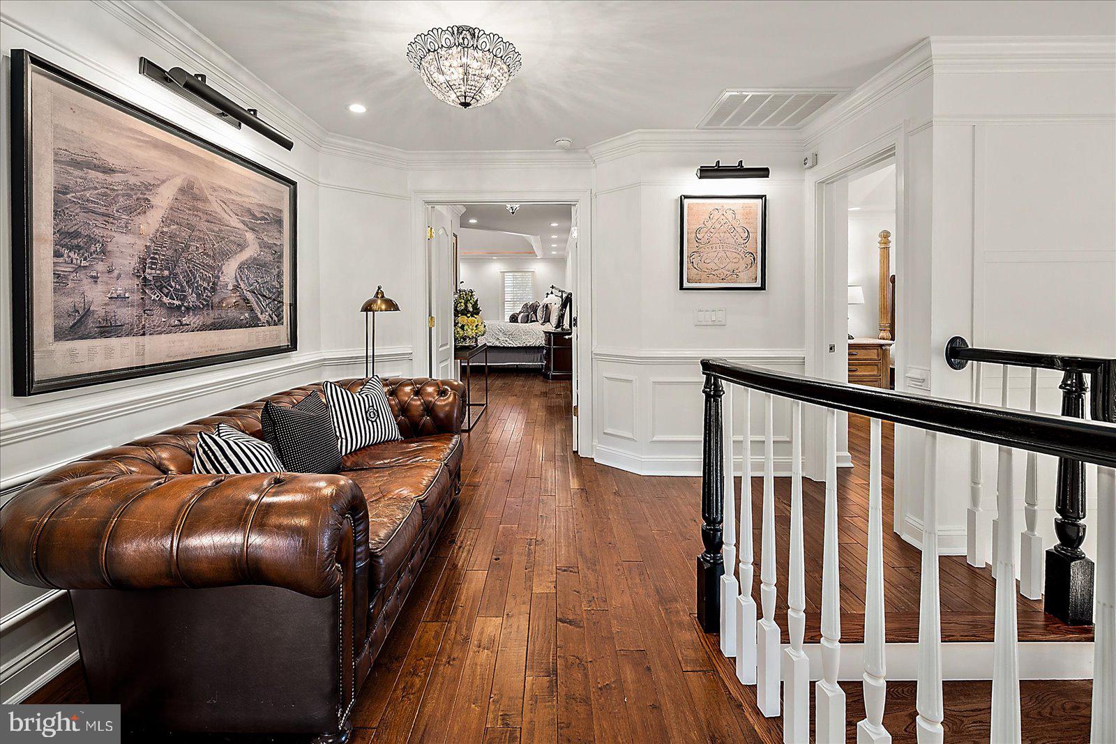 SOUTH RIVER COLONY - Residential