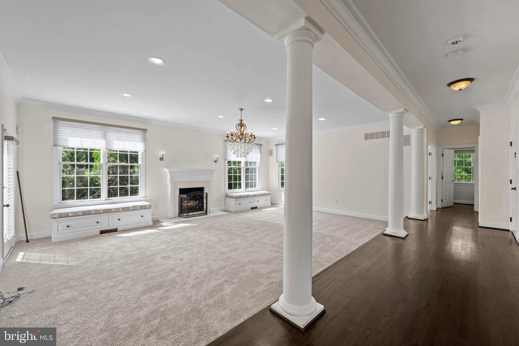 LONGMEADOW AT GARRISON - Residential