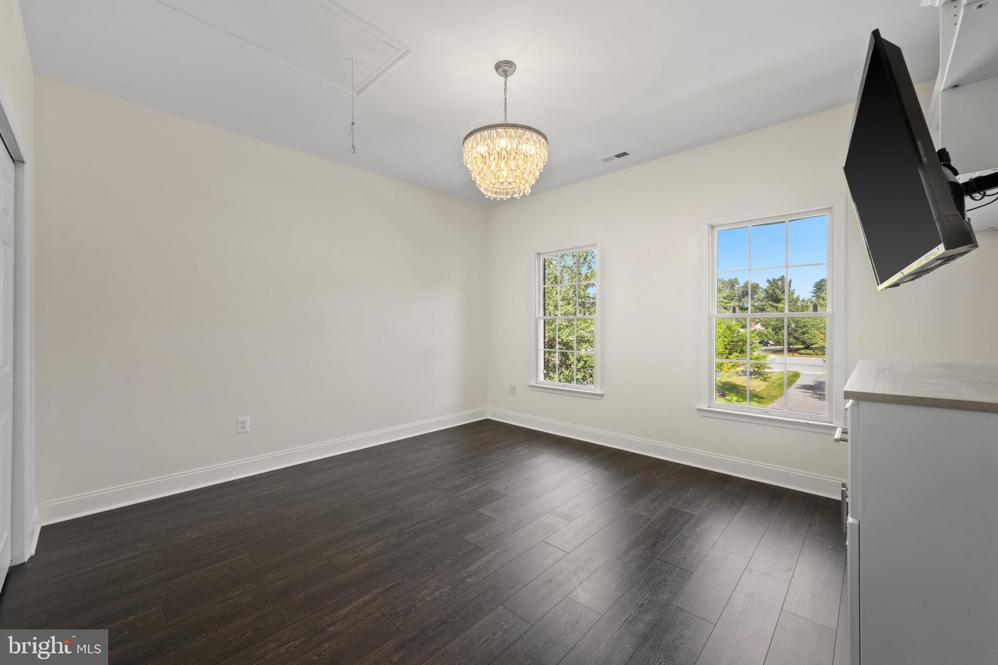 LONGMEADOW AT GARRISON - Residential