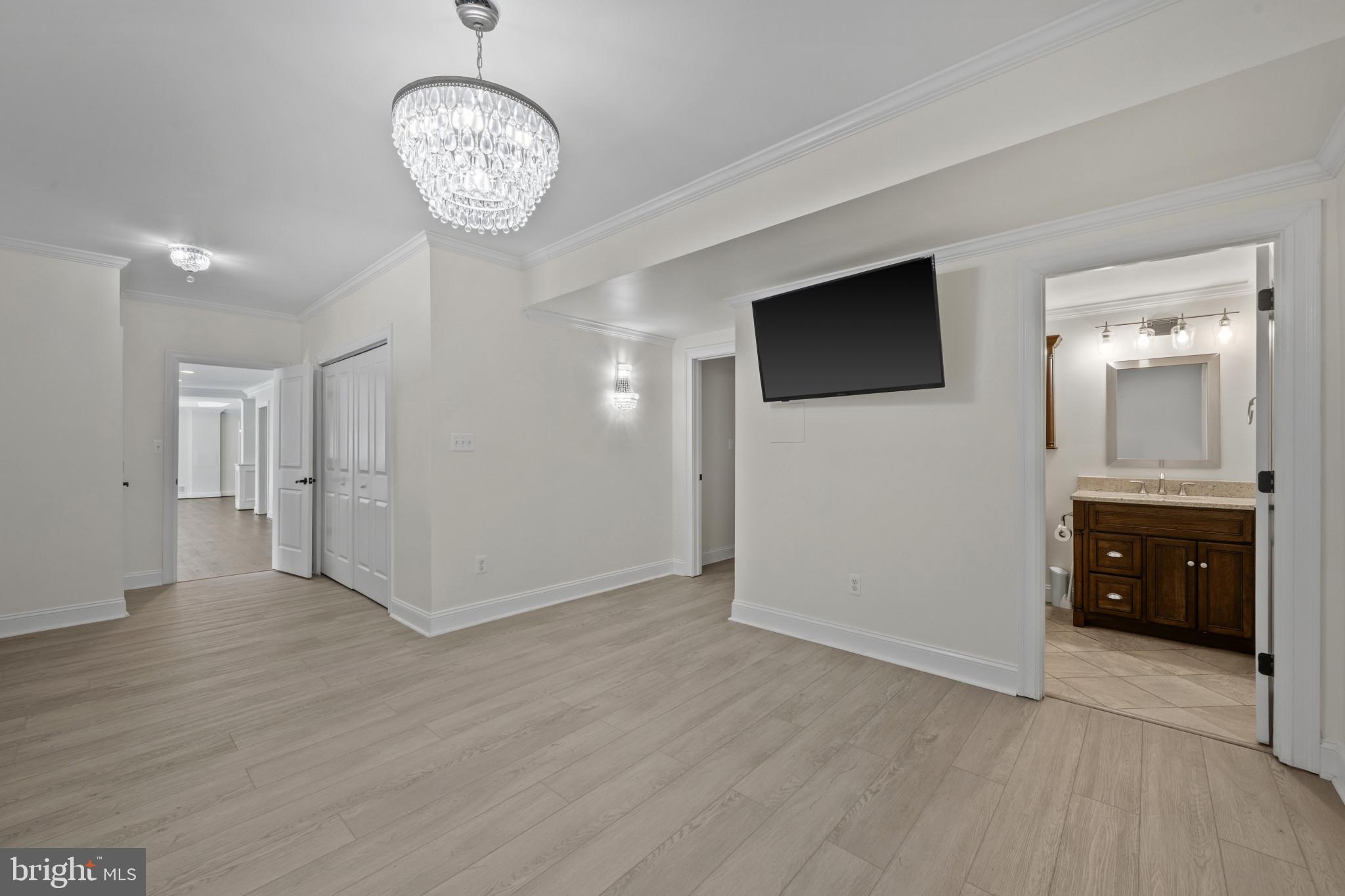 LONGMEADOW AT GARRISON - Residential