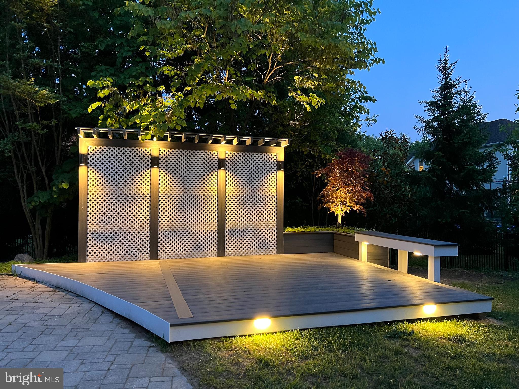 LONGMEADOW AT GARRISON - Residential