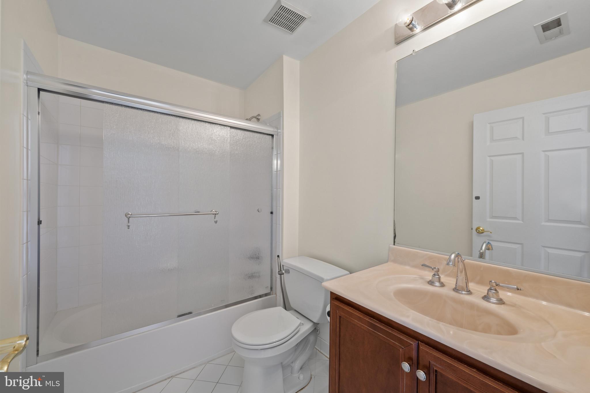LONGMEADOW AT GARRISON - Residential