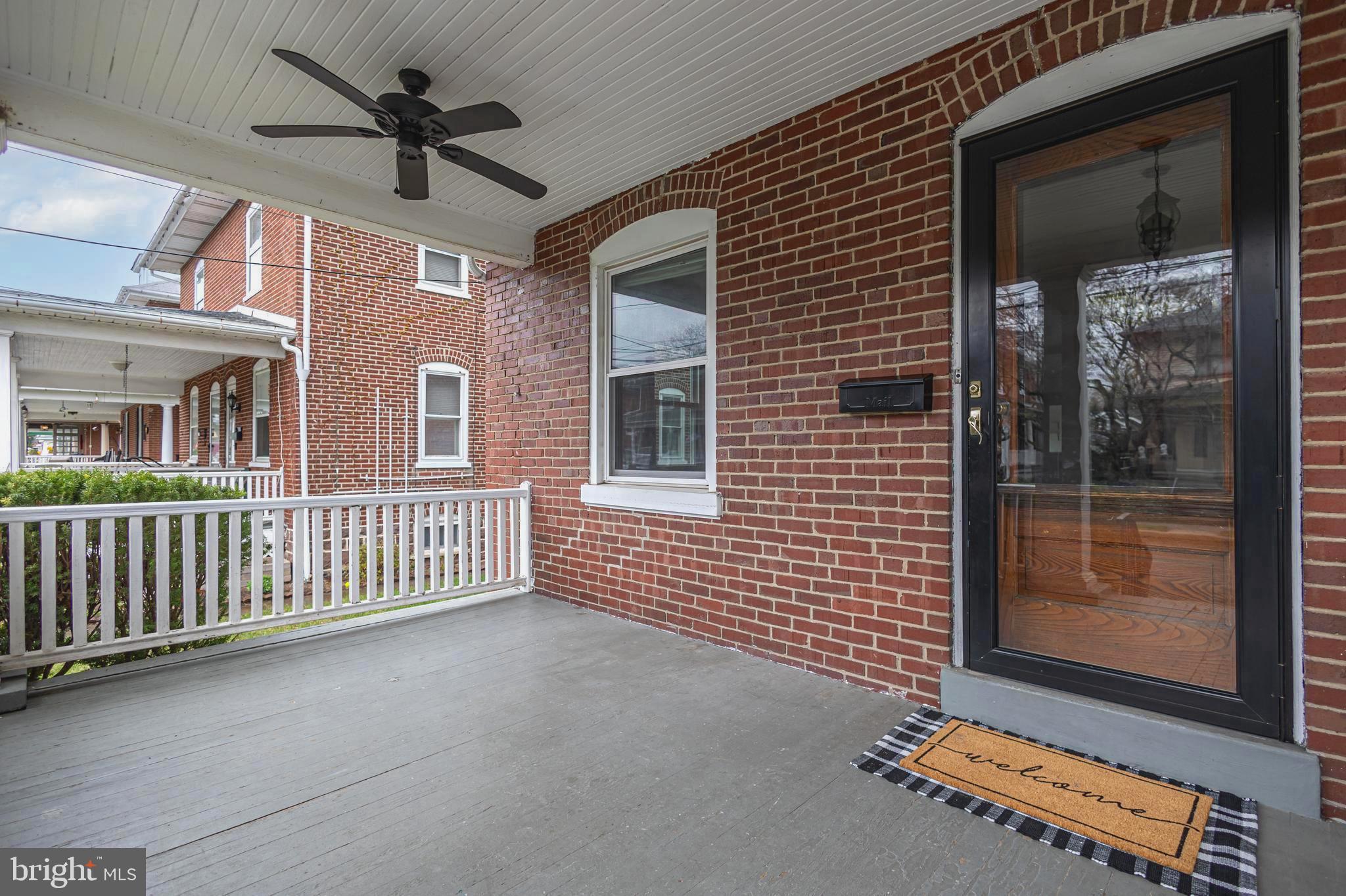 LANSDALE - Residential