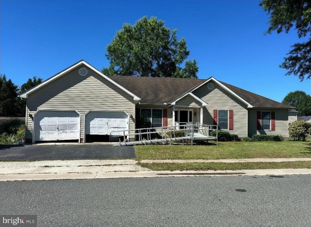 Charming rancher in sought‑after Matthewstown Run! Bring your vision and a little TLC to make this home shine again. This property offers a fully fenced backyard, a 2‑car garage, and a prime location that puts you close to shopping, restaurants, parks, and major commuter routes. A great opportunity to create the home you’ve been dreaming of in one of Easton’s most convenient neighborhoods. A must‑see for anyone looking for value and potential.