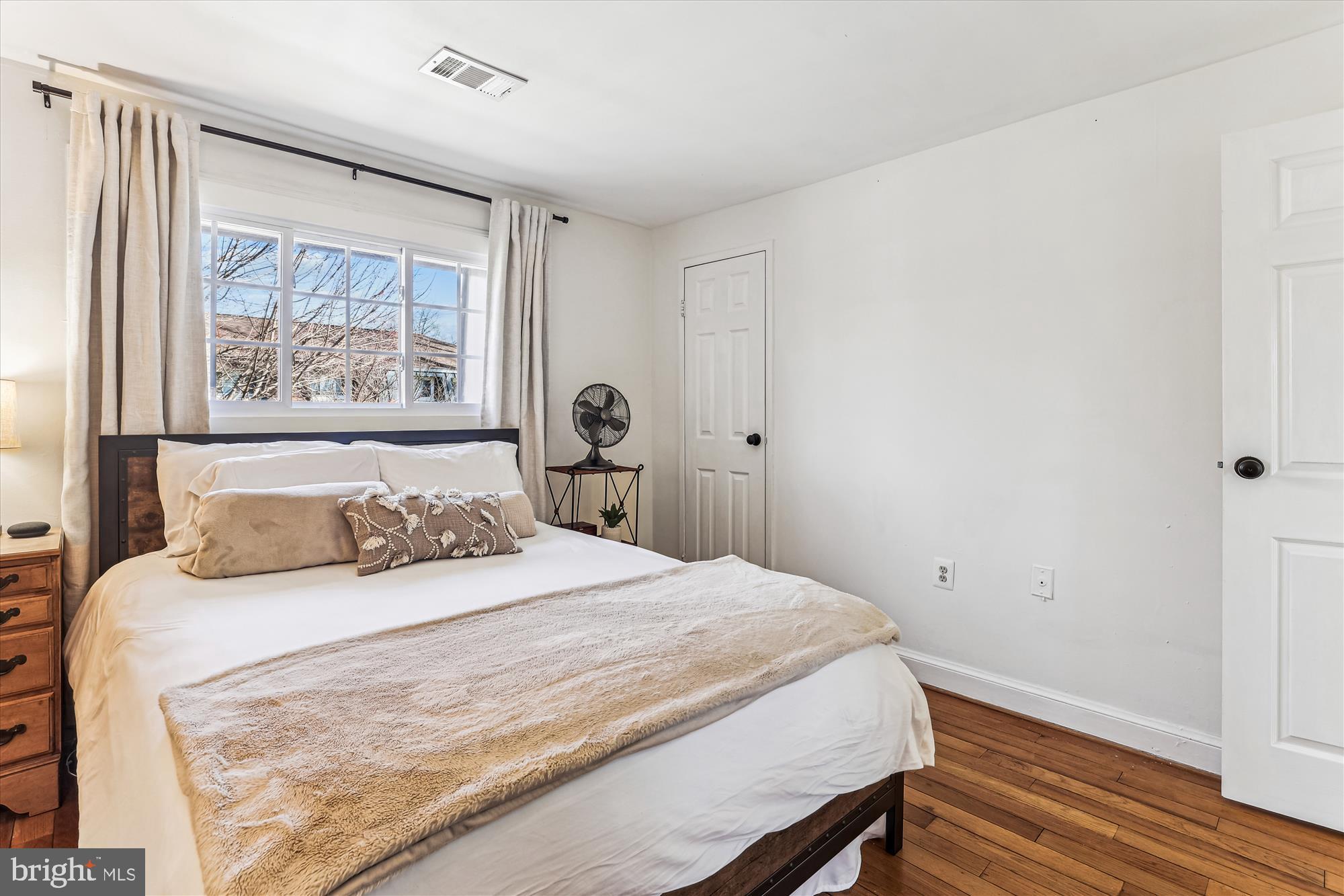 WINTER HILL - Residential