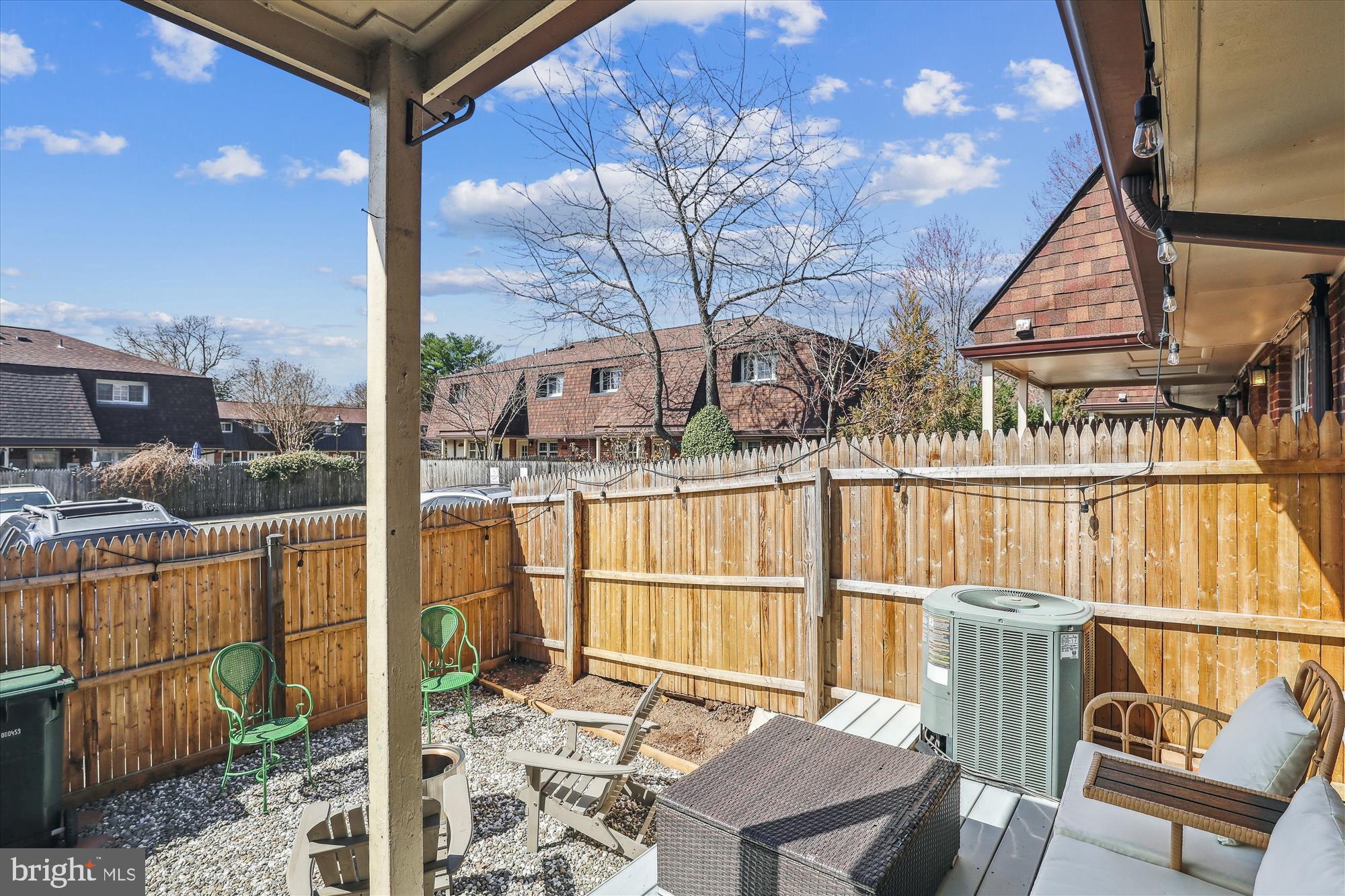 WINTER HILL - Residential