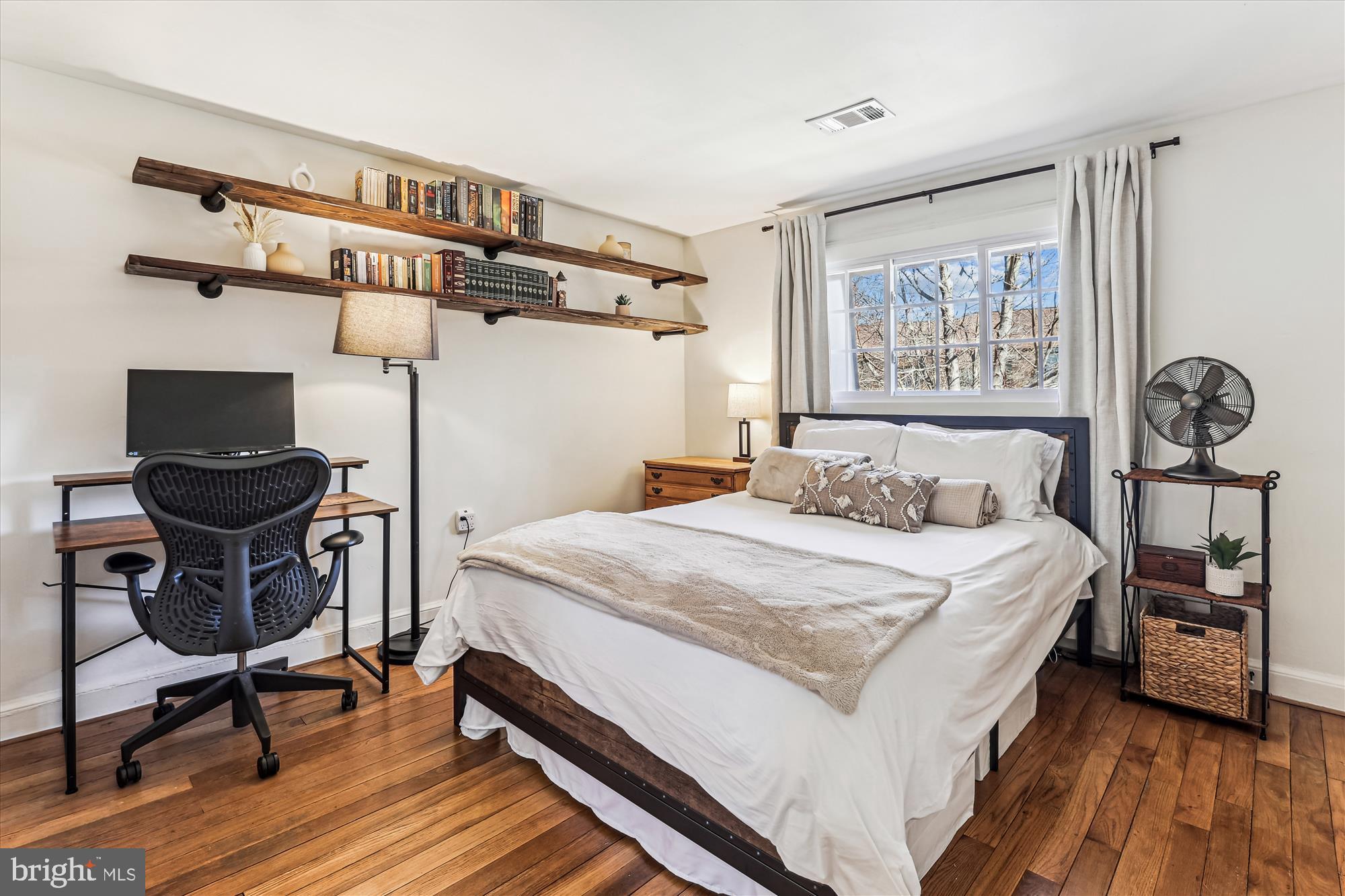 WINTER HILL - Residential