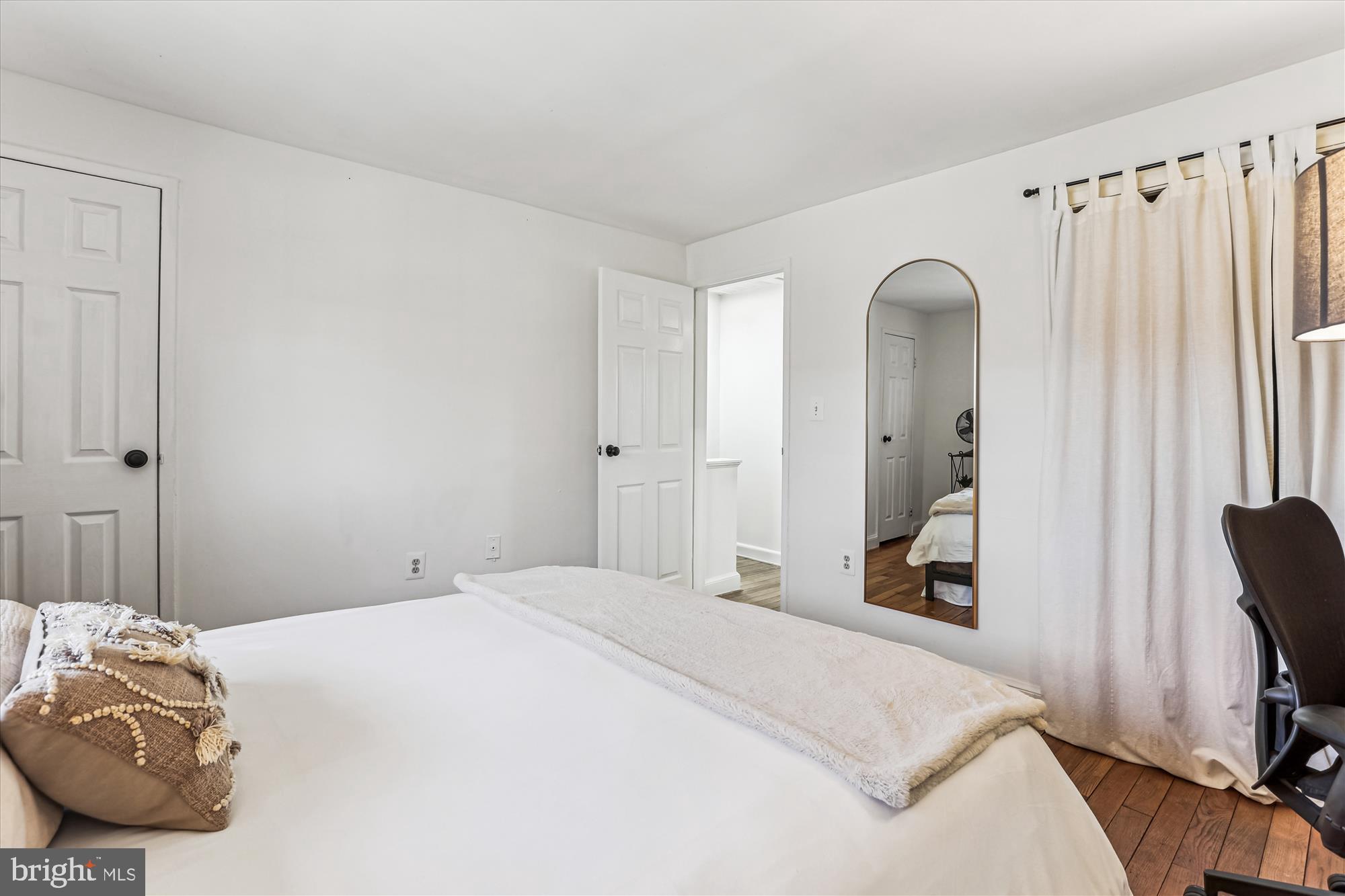 WINTER HILL - Residential
