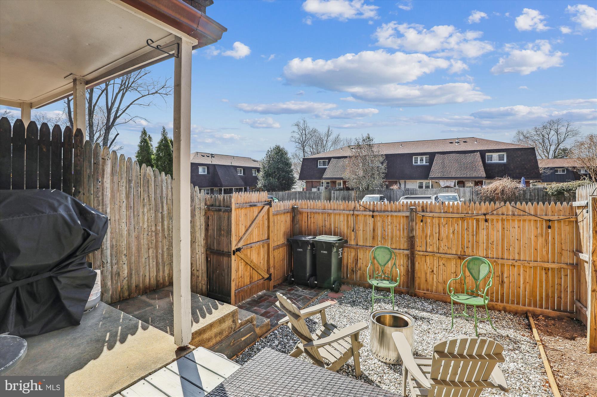 WINTER HILL - Residential