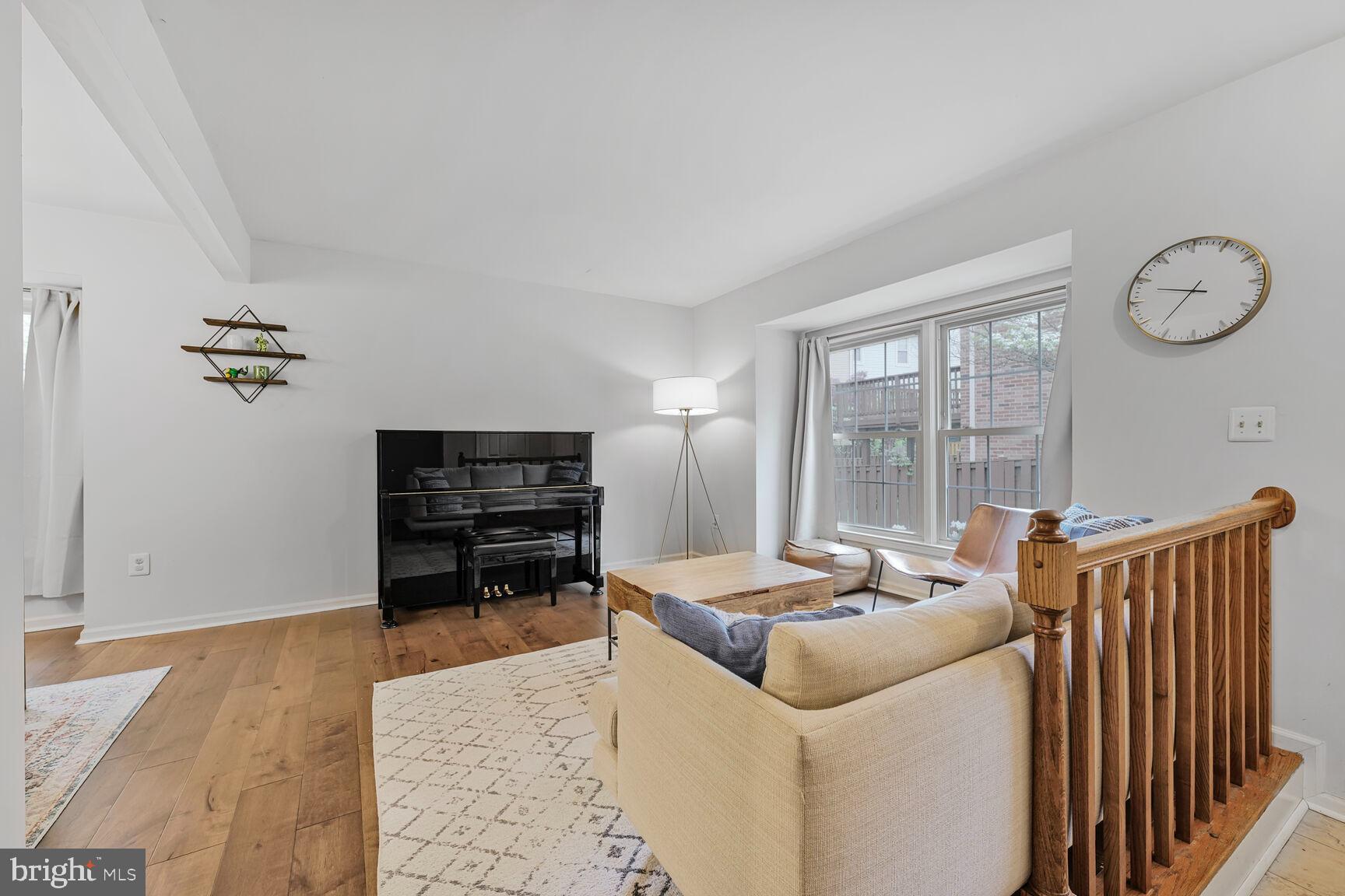 GROSVENOR PARK TOWNHOME CONDOMINIUMS - Residential