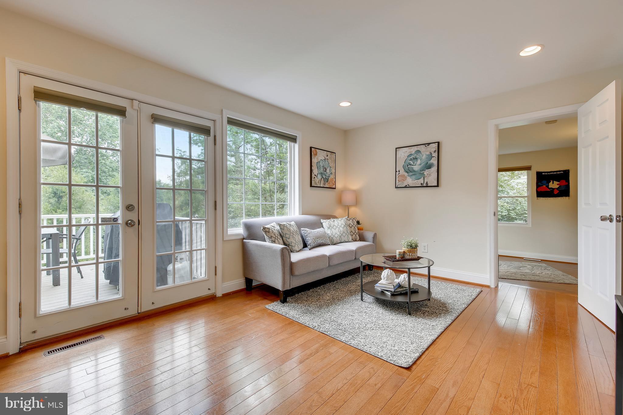 COLUMBIA FOREST - Residential