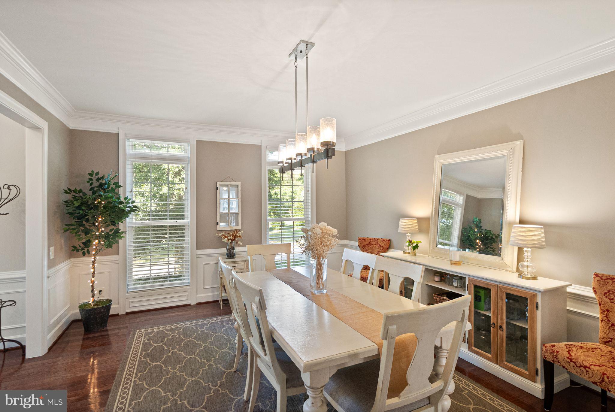 RED CEDAR - Residential