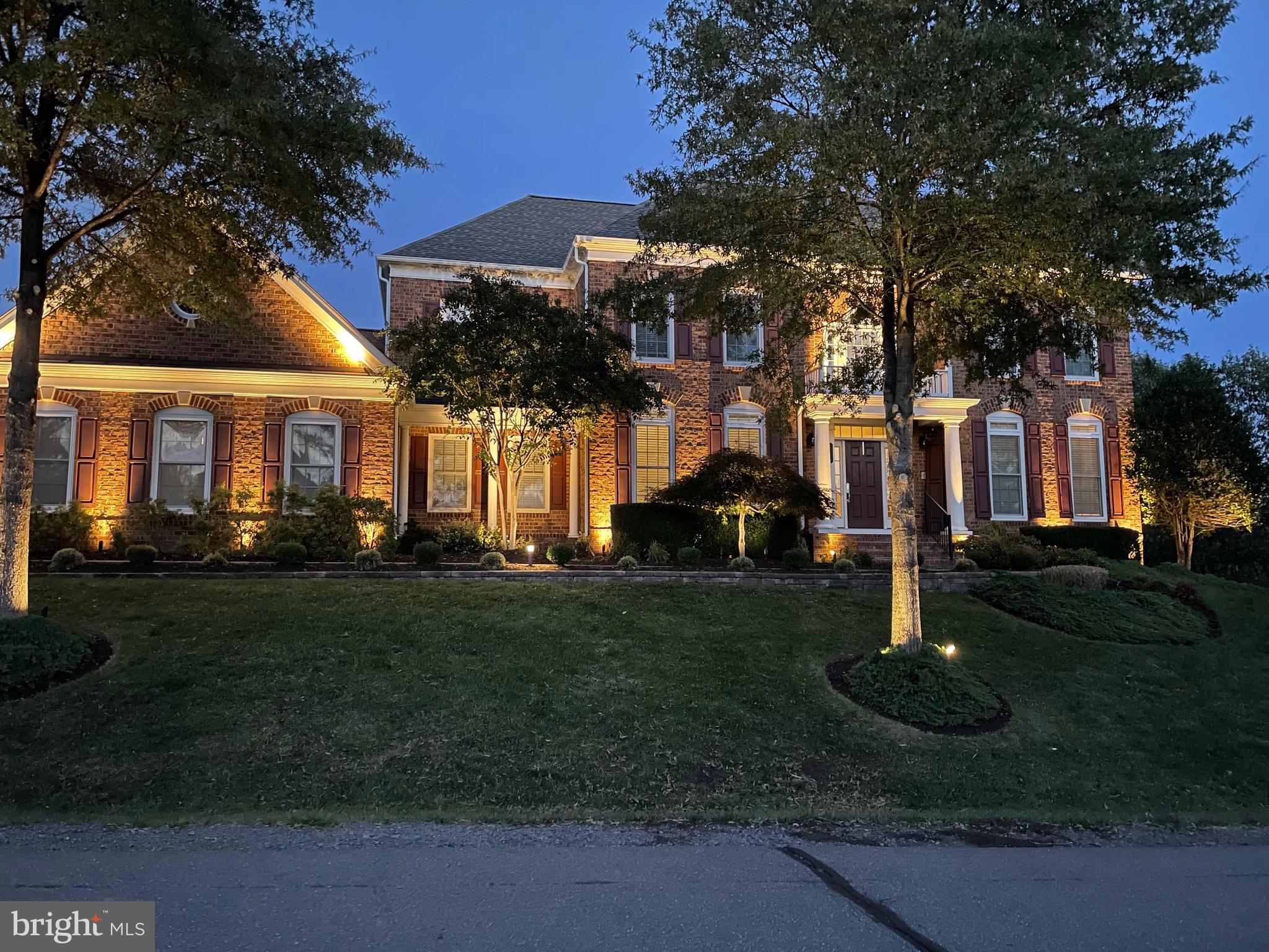 RED CEDAR - Residential