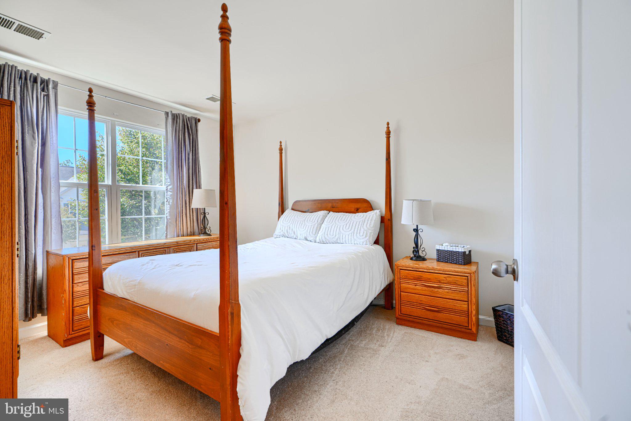 TANYARD SPRINGS - Residential