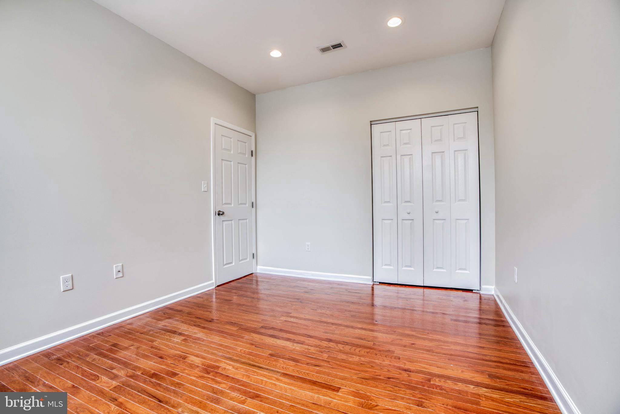 HAMPDEN HISTORIC DISTRICT - Residential Lease