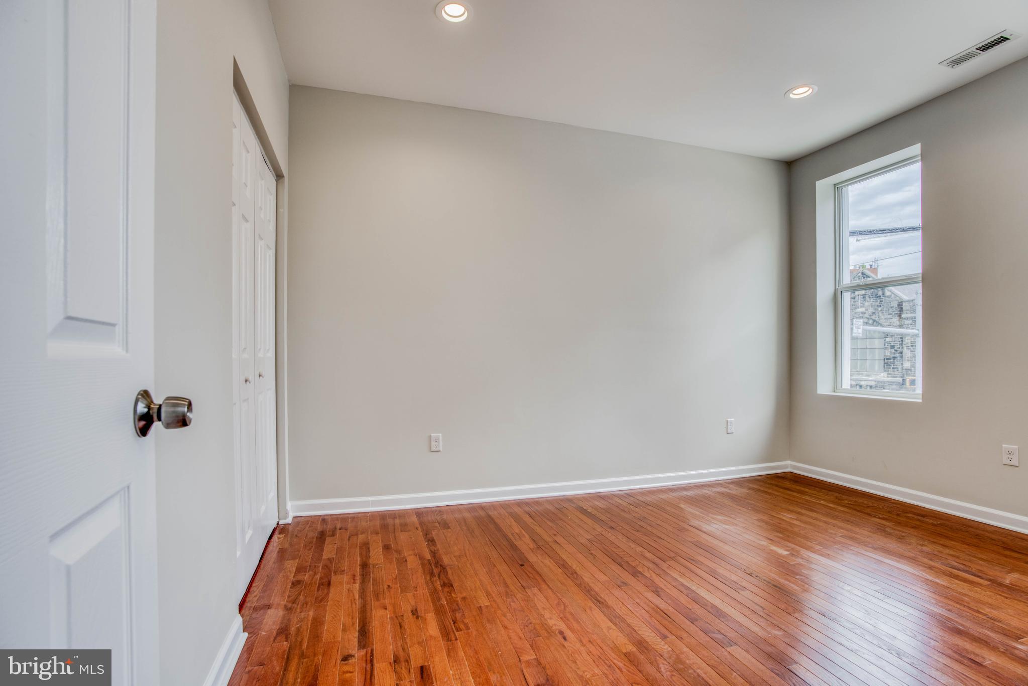 HAMPDEN HISTORIC DISTRICT - Residential Lease