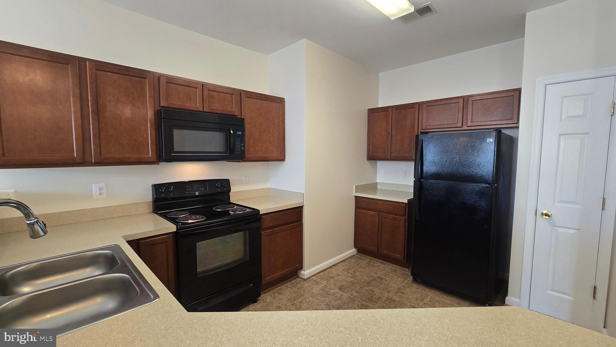 RESIDENCES AT WILDEWOOD - Residential