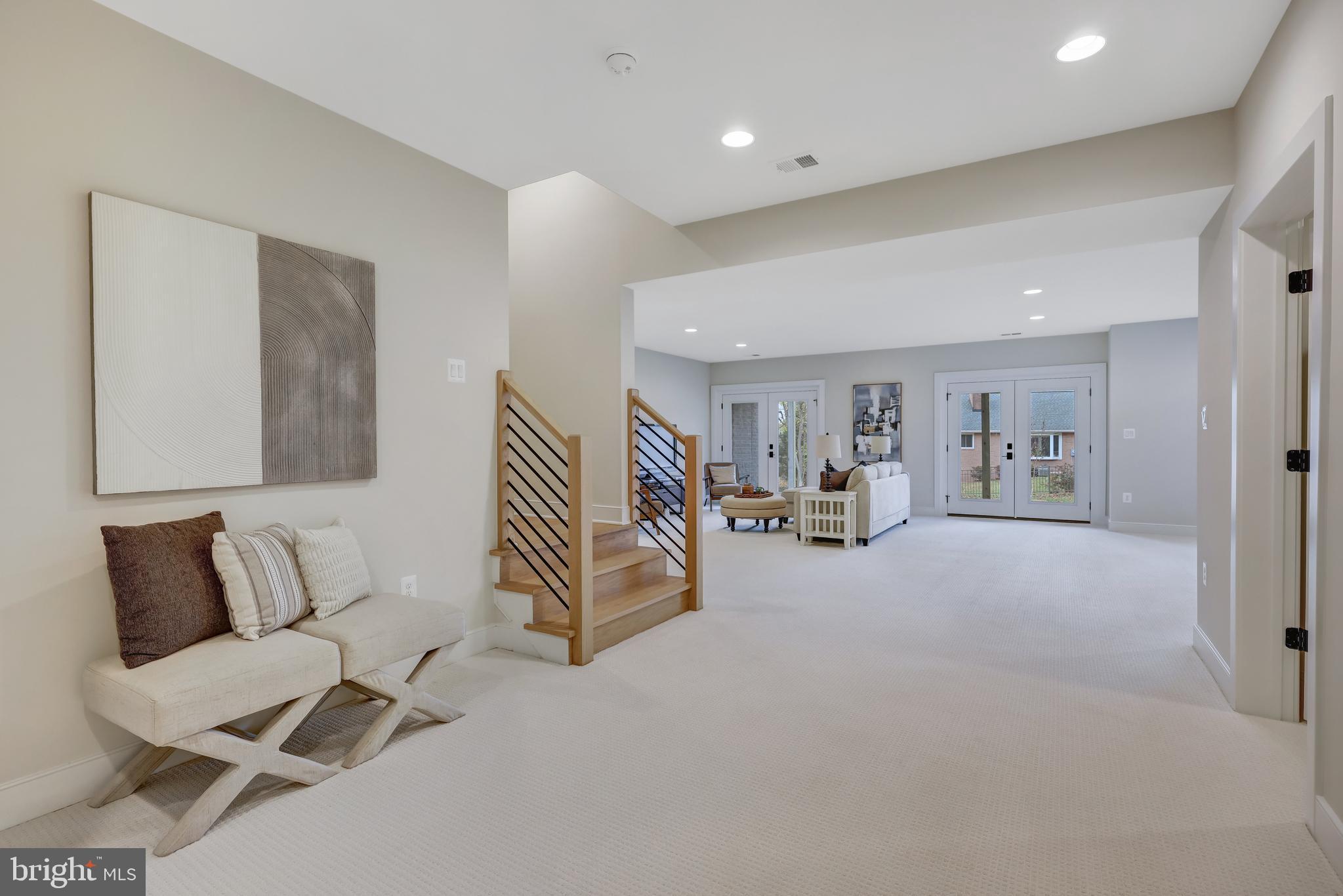 WEST MC LEAN - Residential