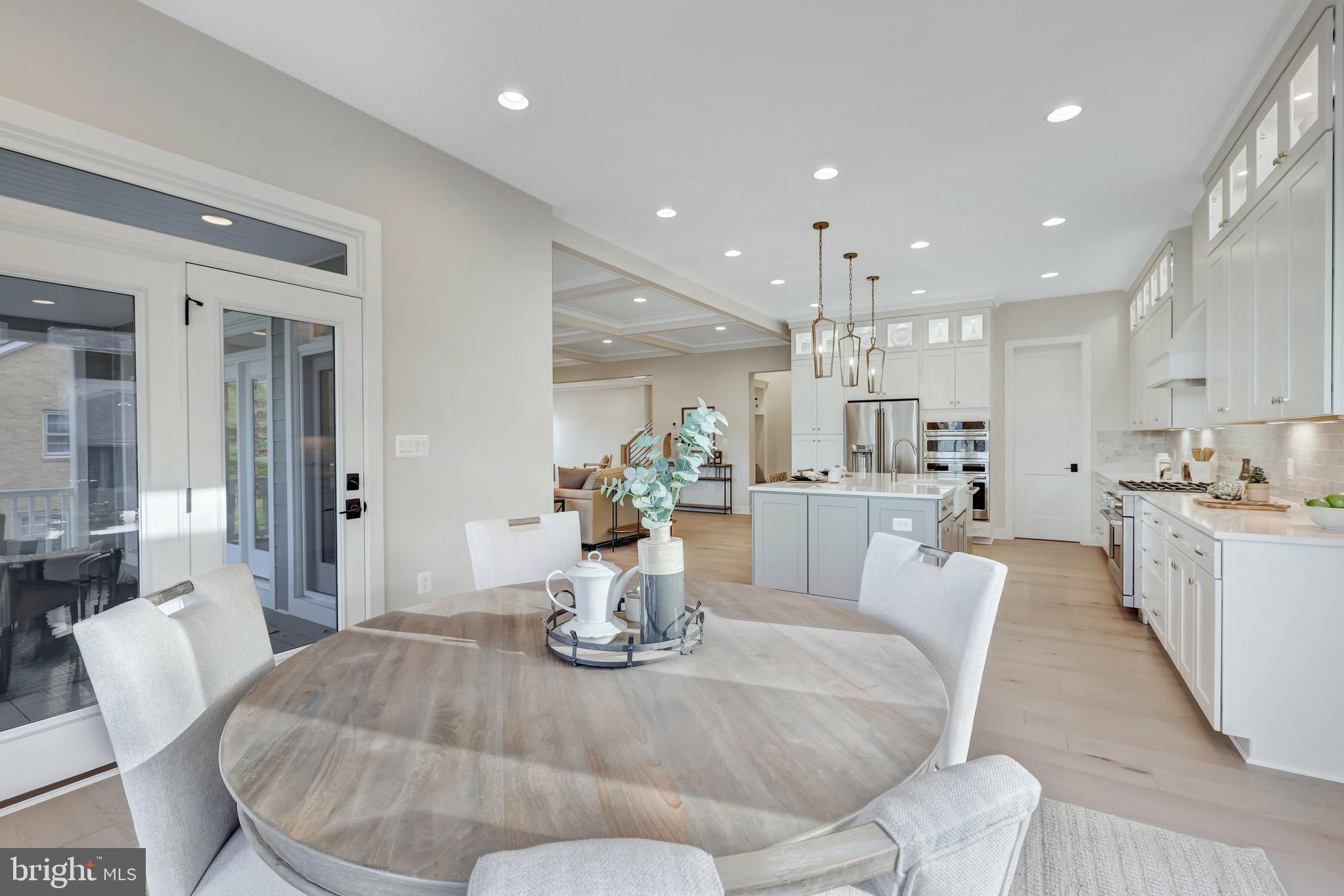 WEST MC LEAN - Residential