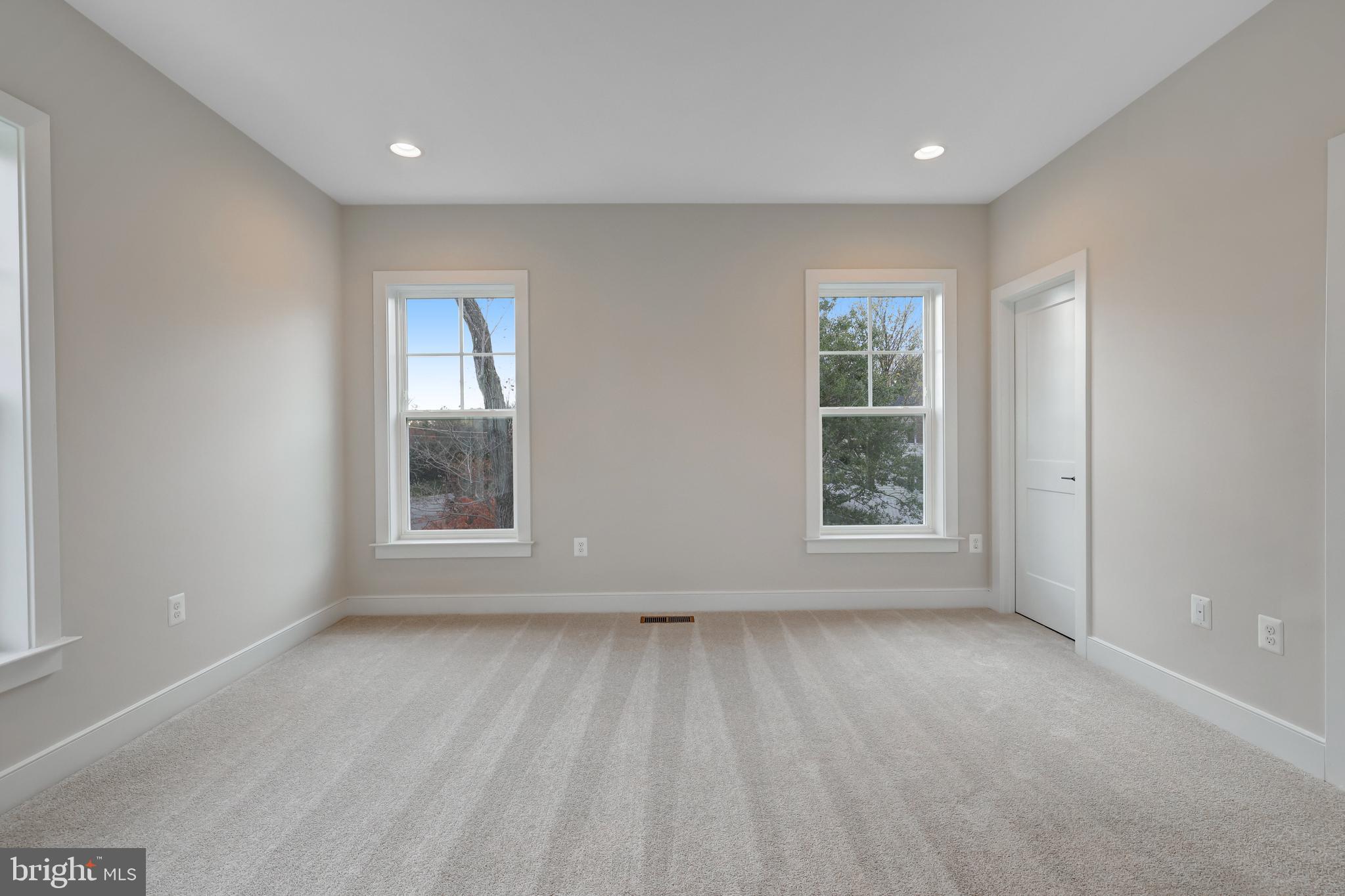 WEST MC LEAN - Residential