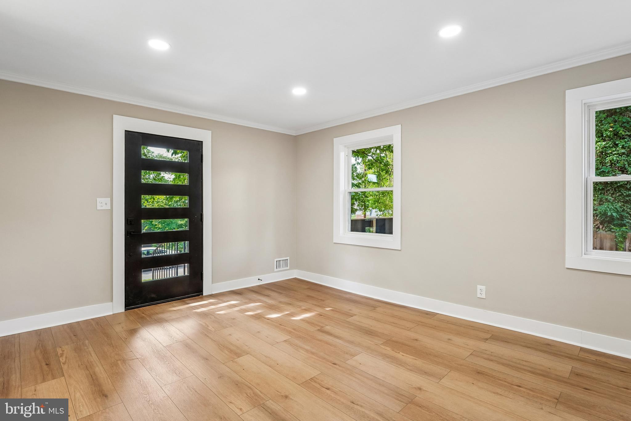 ROSEWOOD - Residential