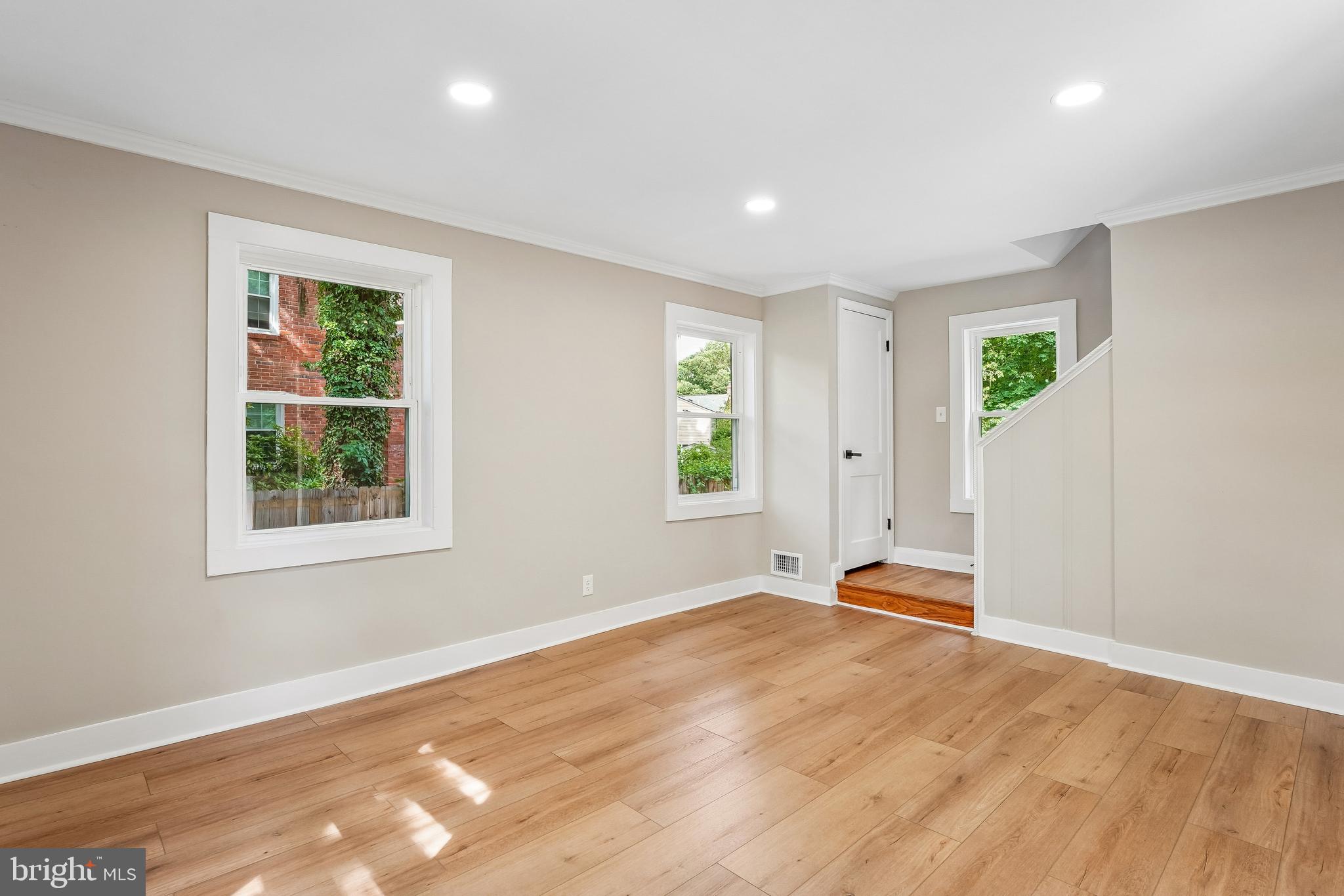 ROSEWOOD - Residential