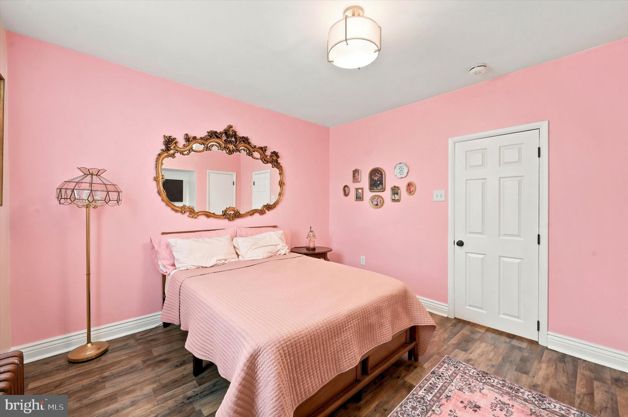 BRIDESBURG - Residential