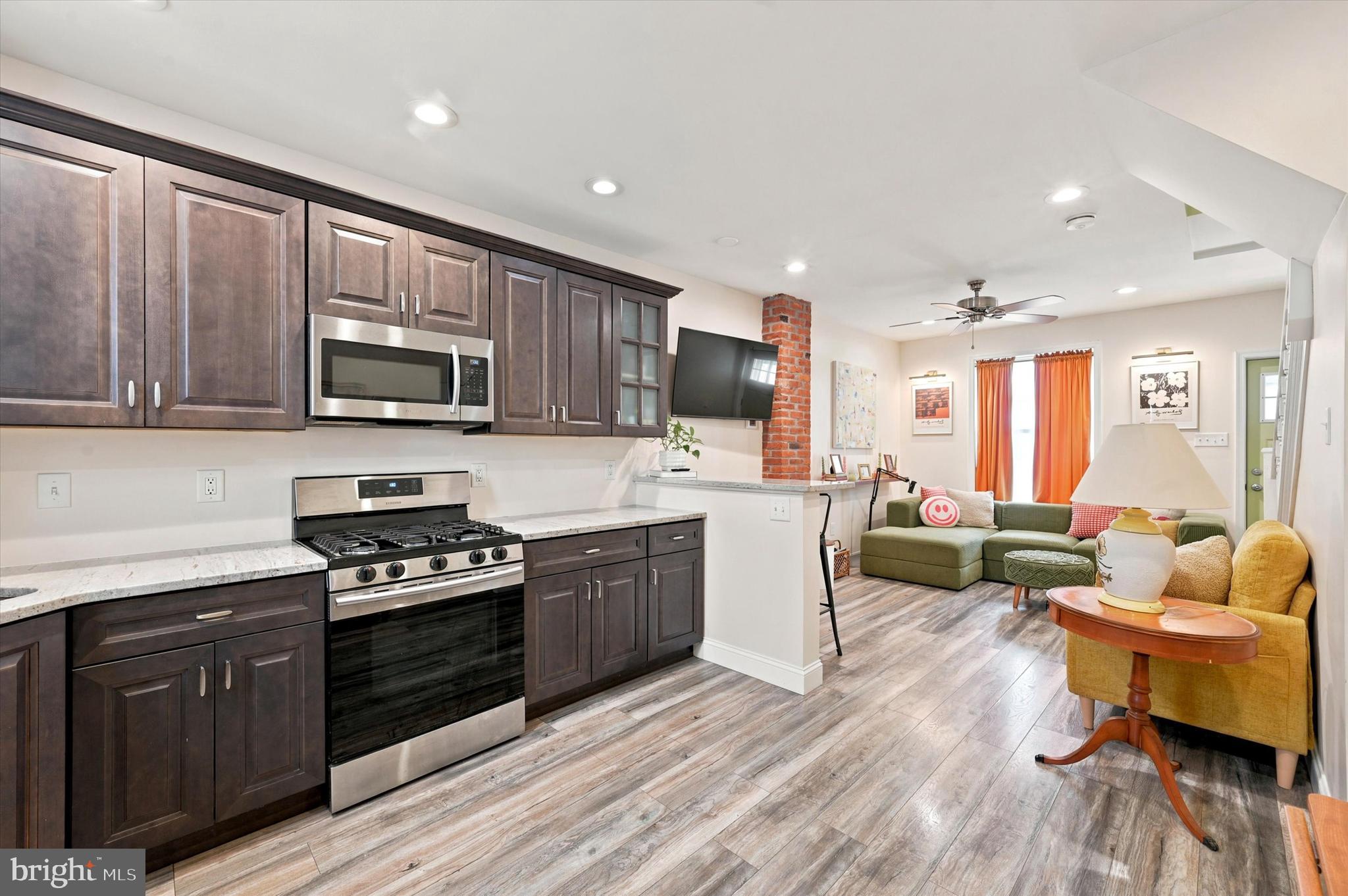 BRIDESBURG - Residential