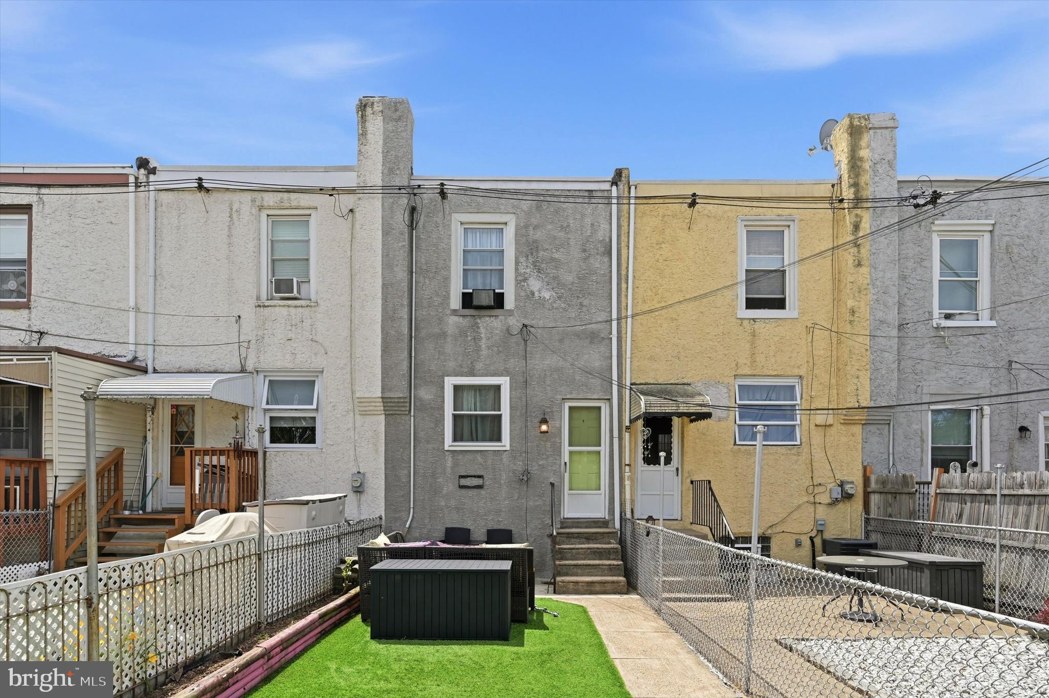 BRIDESBURG - Residential