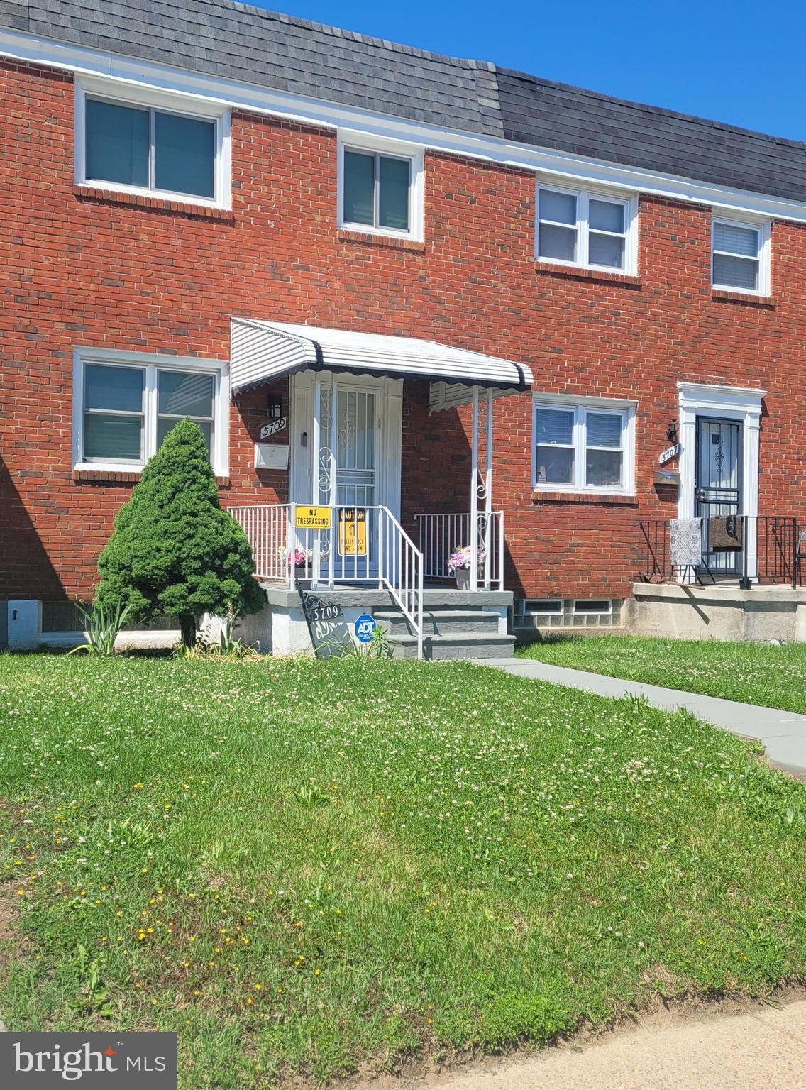 Cozy, well‑maintained, and move‑in ready! Freshly painted with new carpet throughout. This 3BR, 1BA home offers a spacious kitchen, high‑ceiling basement, washer/dryer, and ample storage. Additional features include a newer roof and a parking pad for convenient off‑street parking.