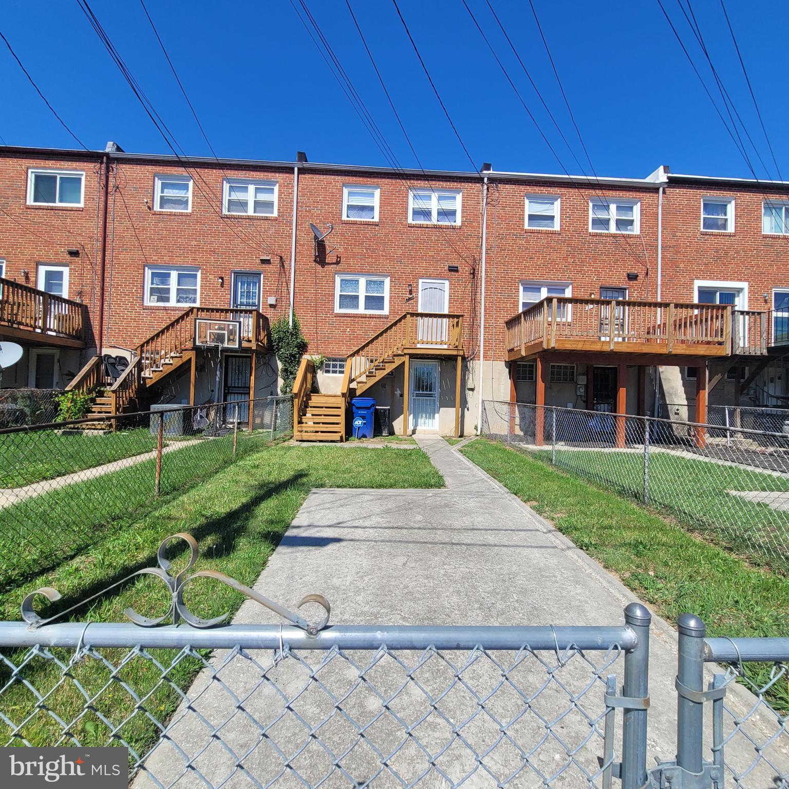 PARKSIDE - Residential