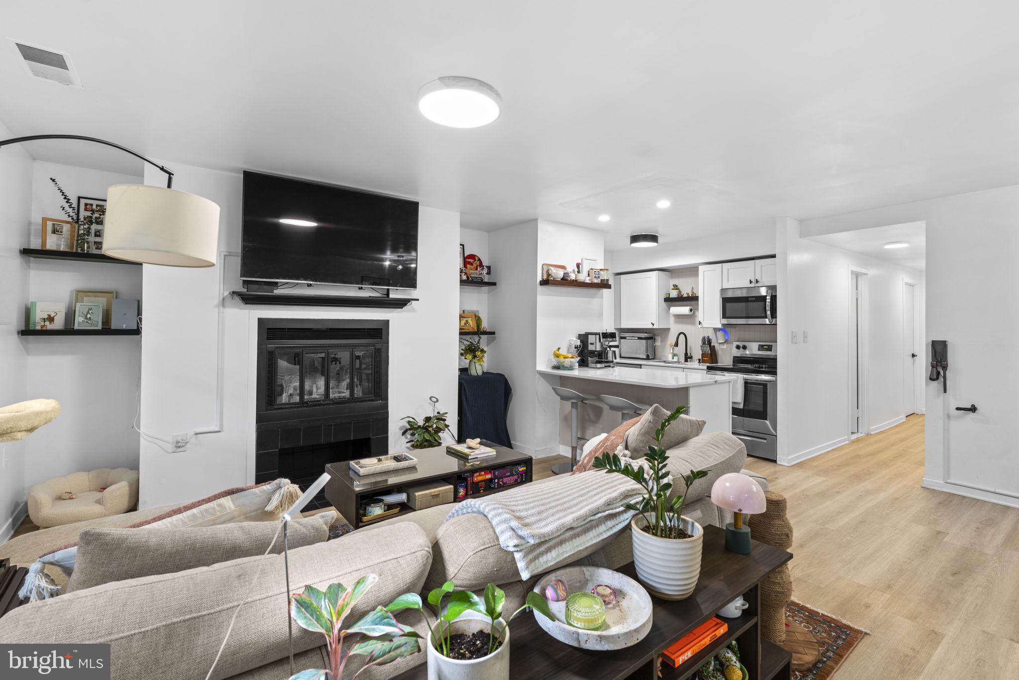 HARBOR WAY - Residential