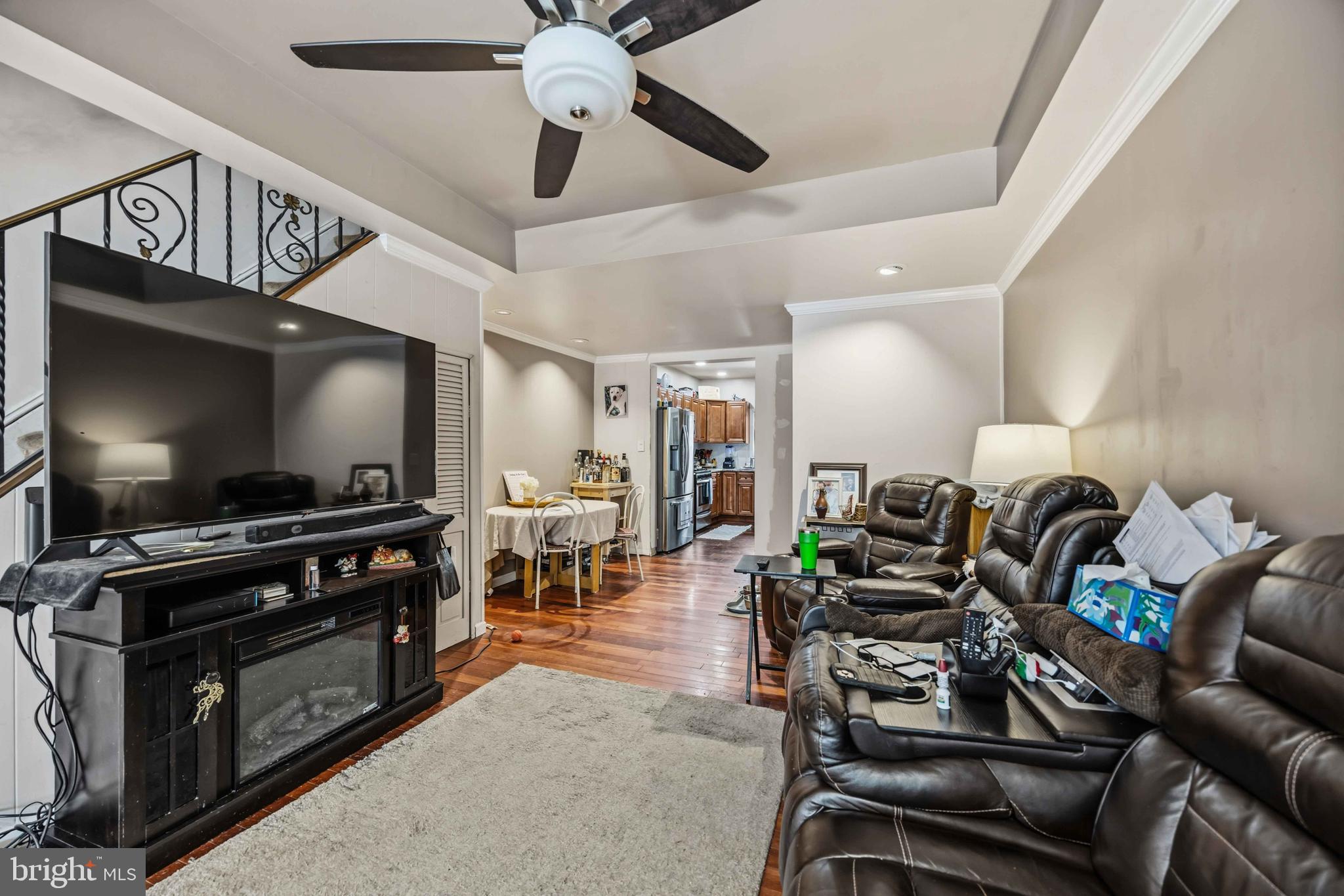 GIRARD ESTATES - Residential