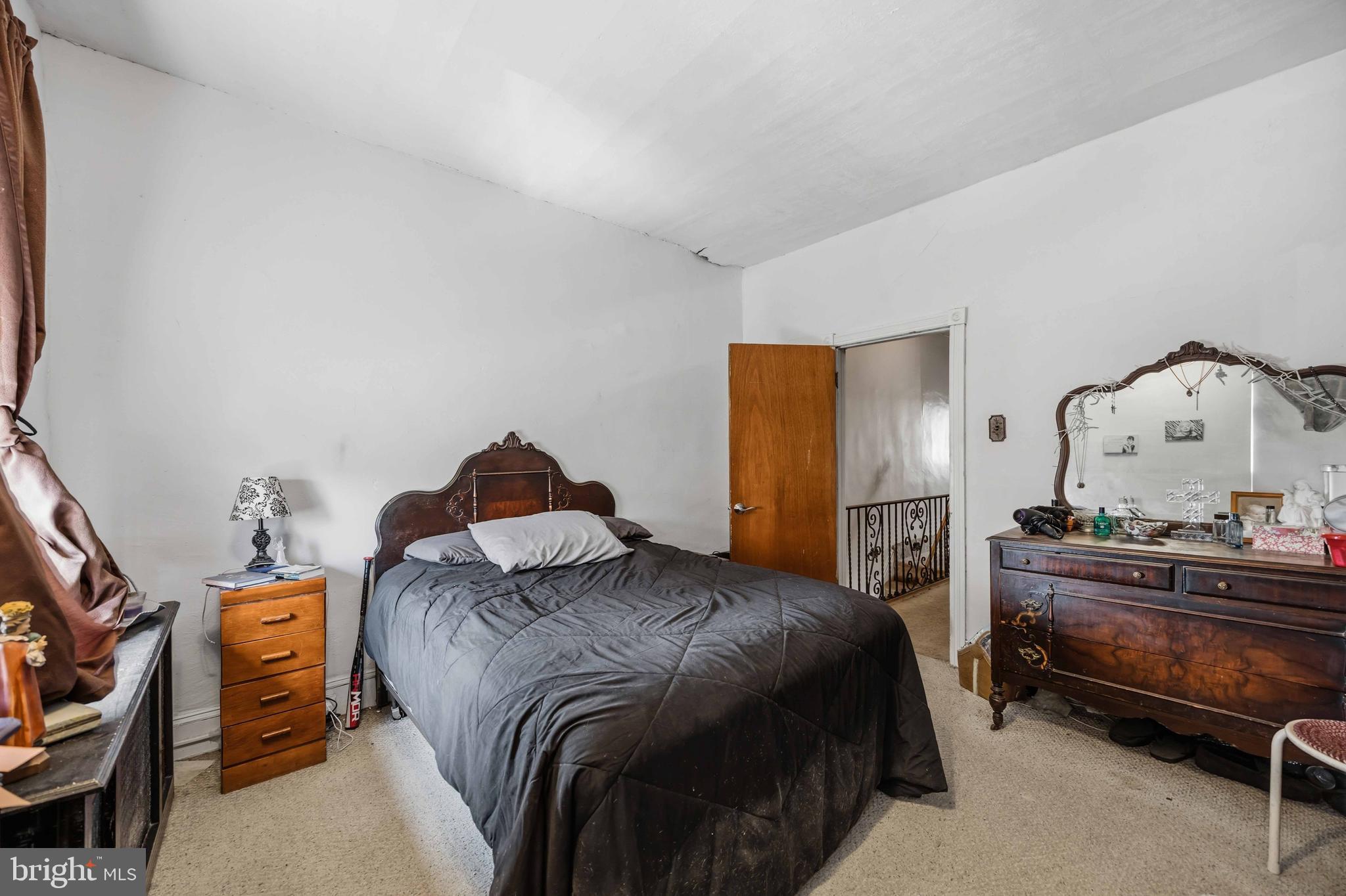 GIRARD ESTATES - Residential