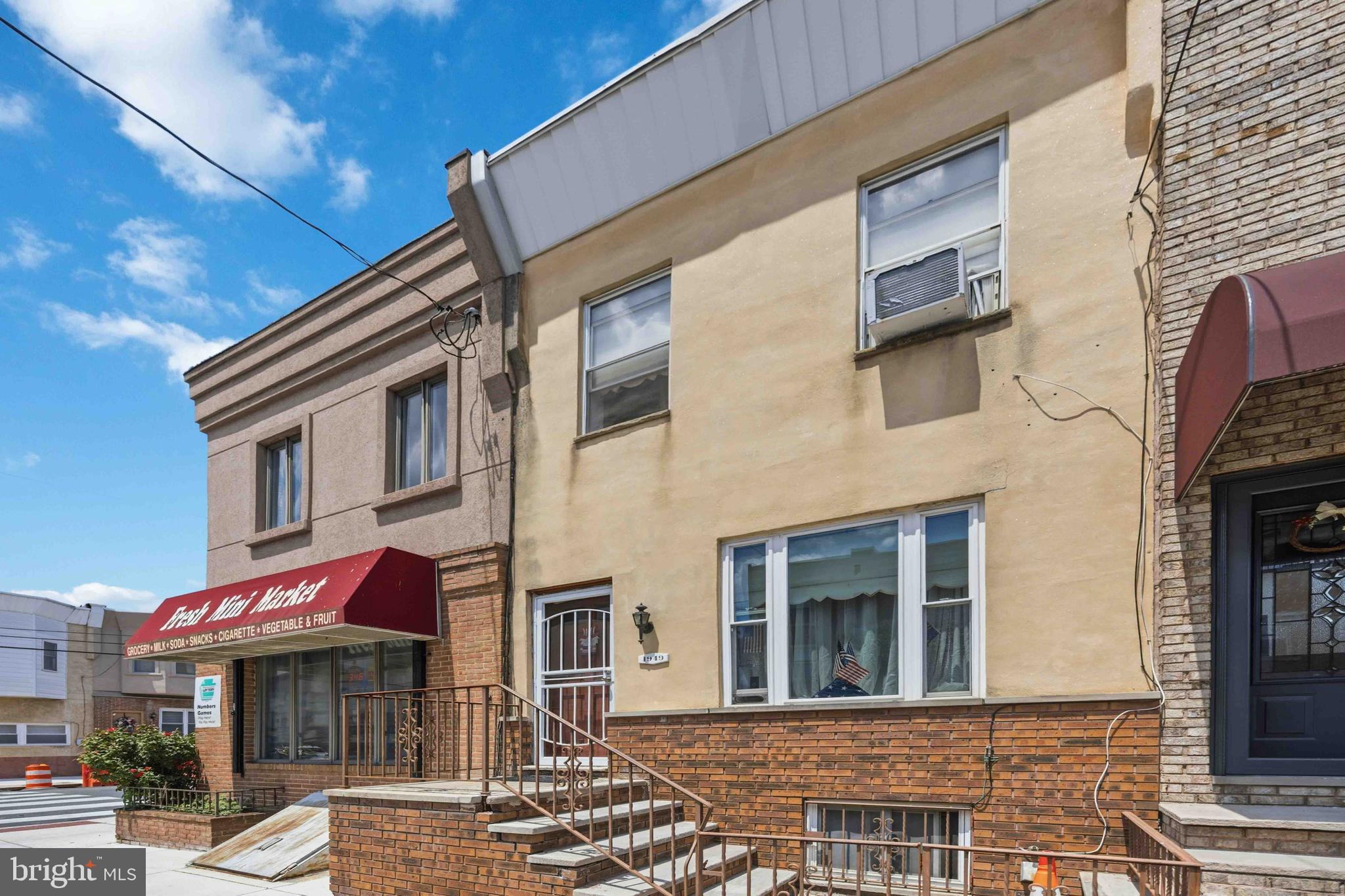 GIRARD ESTATES - Residential