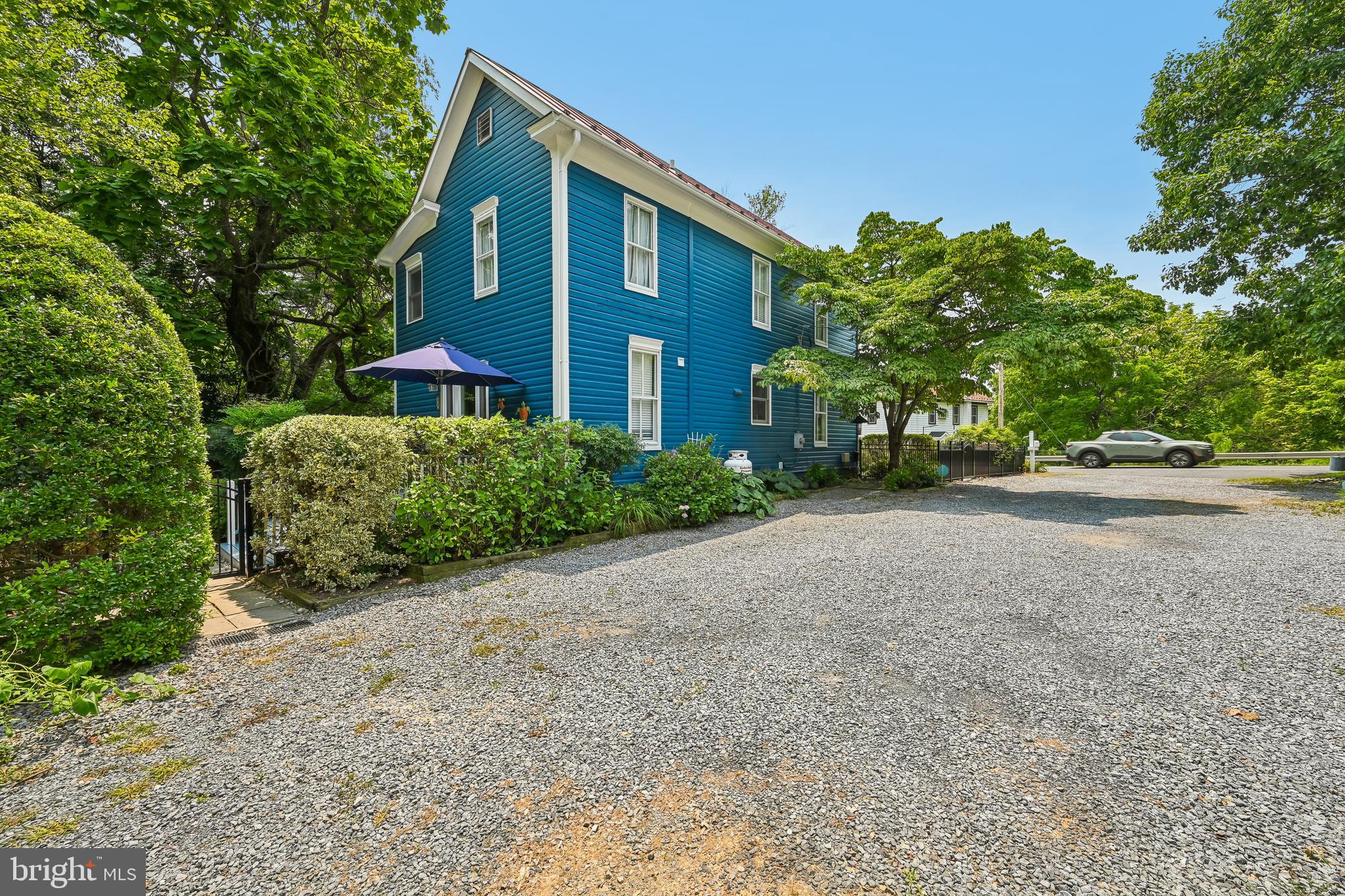 CLARKSBURG OUTSIDE - Residential