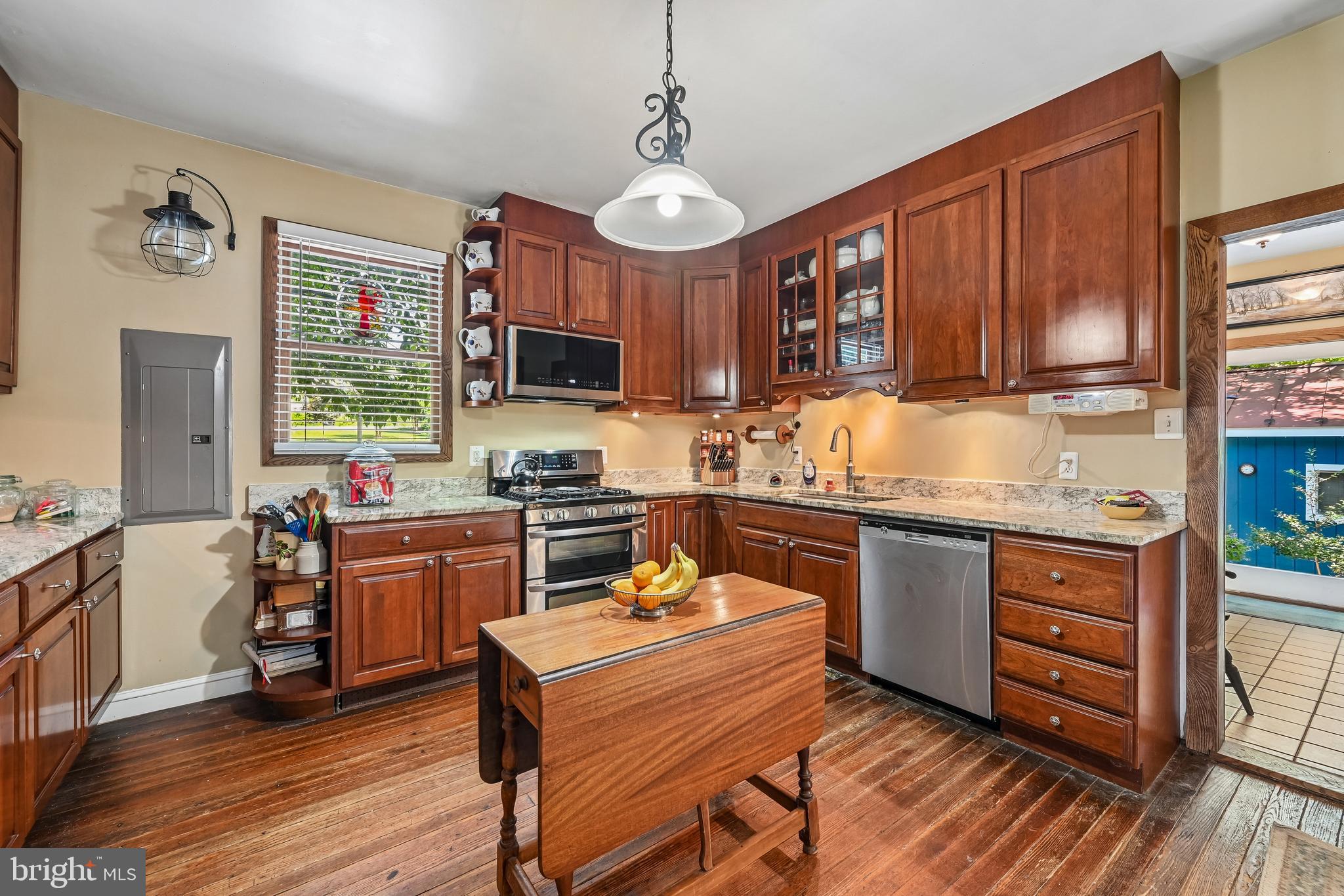 CLARKSBURG OUTSIDE - Residential