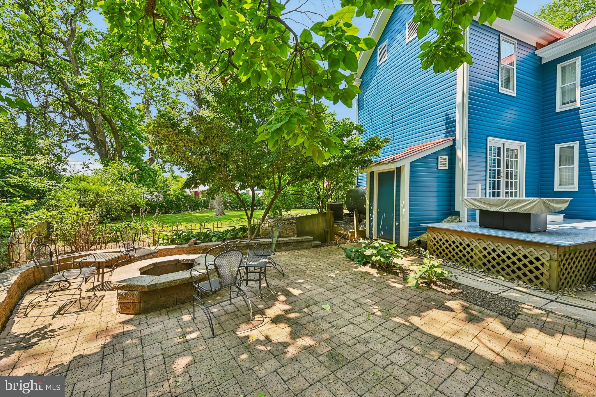 CLARKSBURG OUTSIDE - Residential