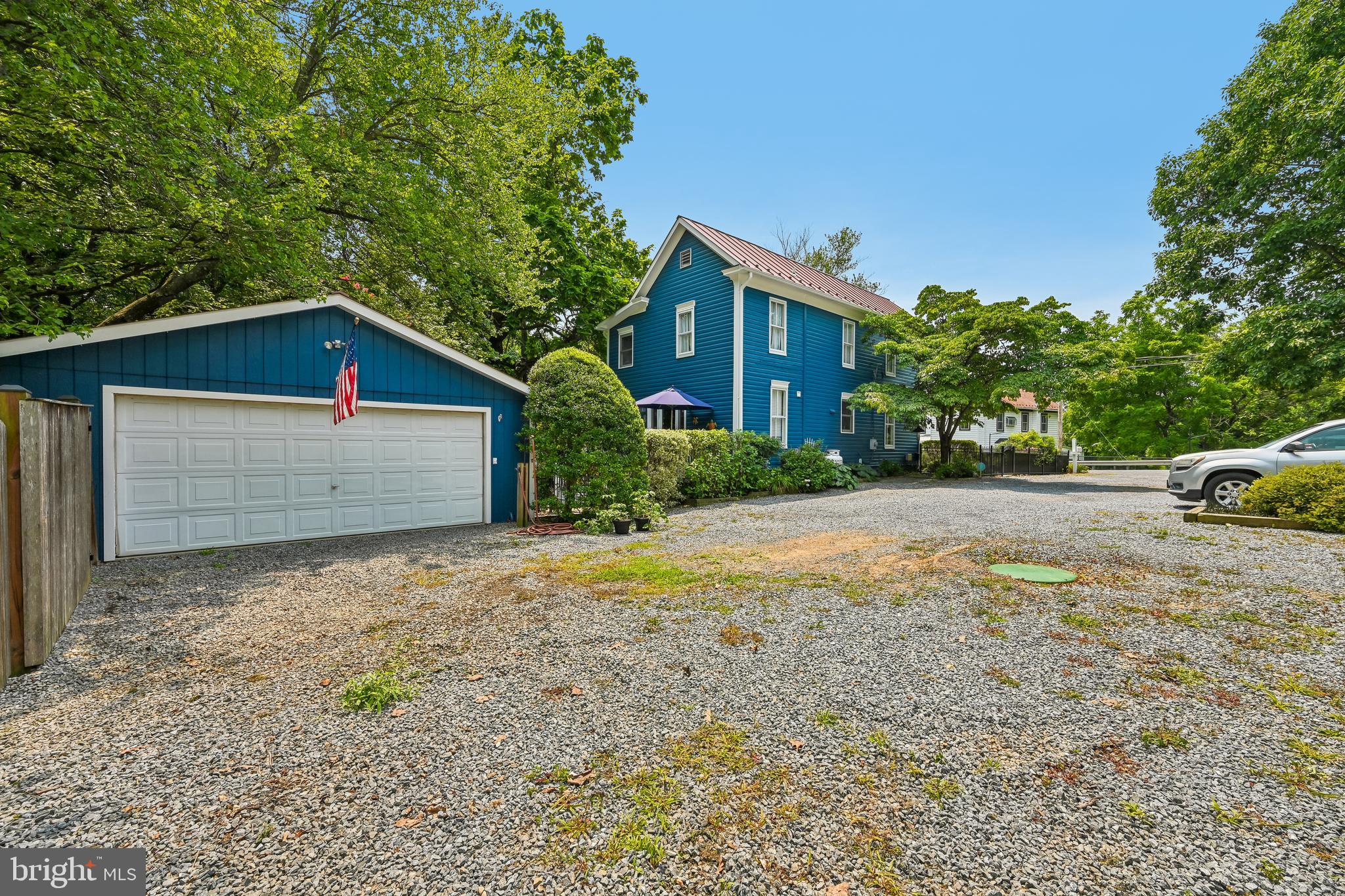 CLARKSBURG OUTSIDE - Residential