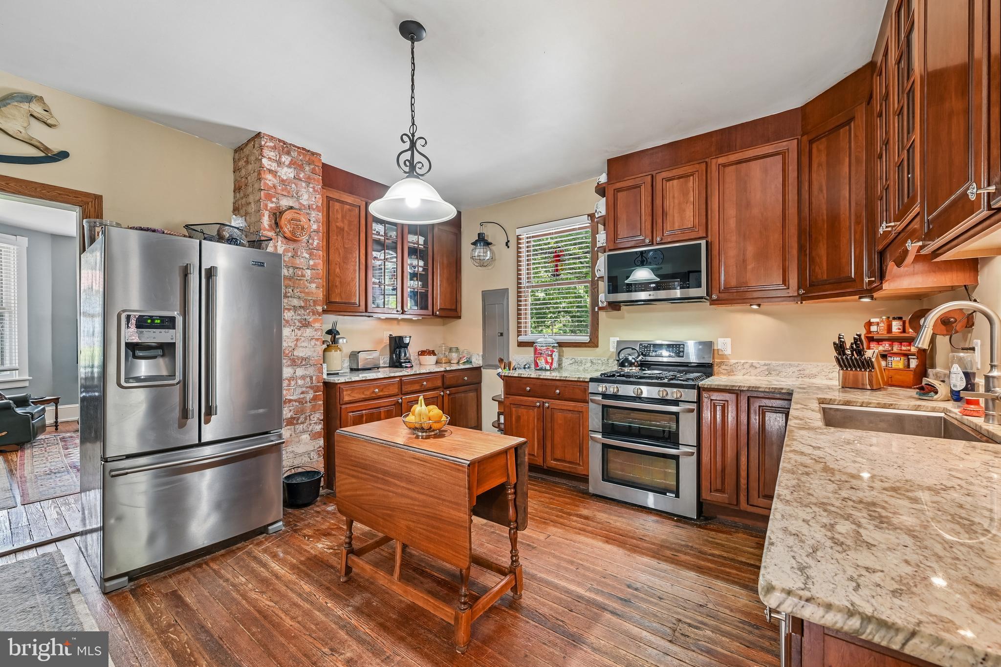 CLARKSBURG OUTSIDE - Residential