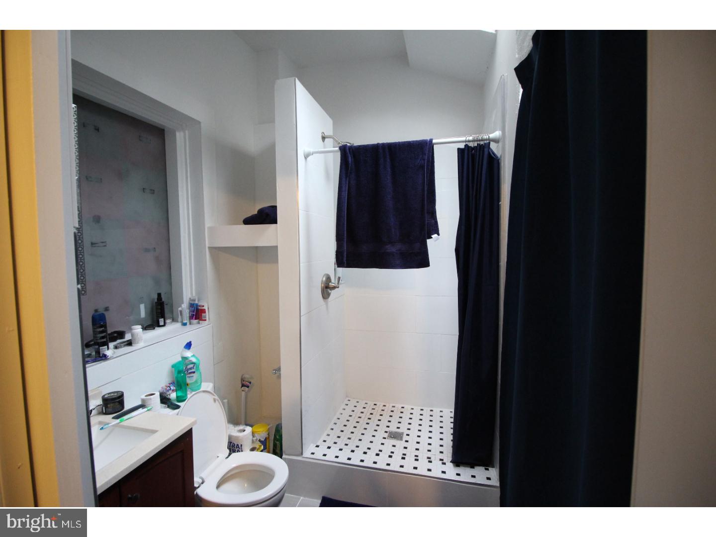 UNIVERSITY CITY - Residential Lease